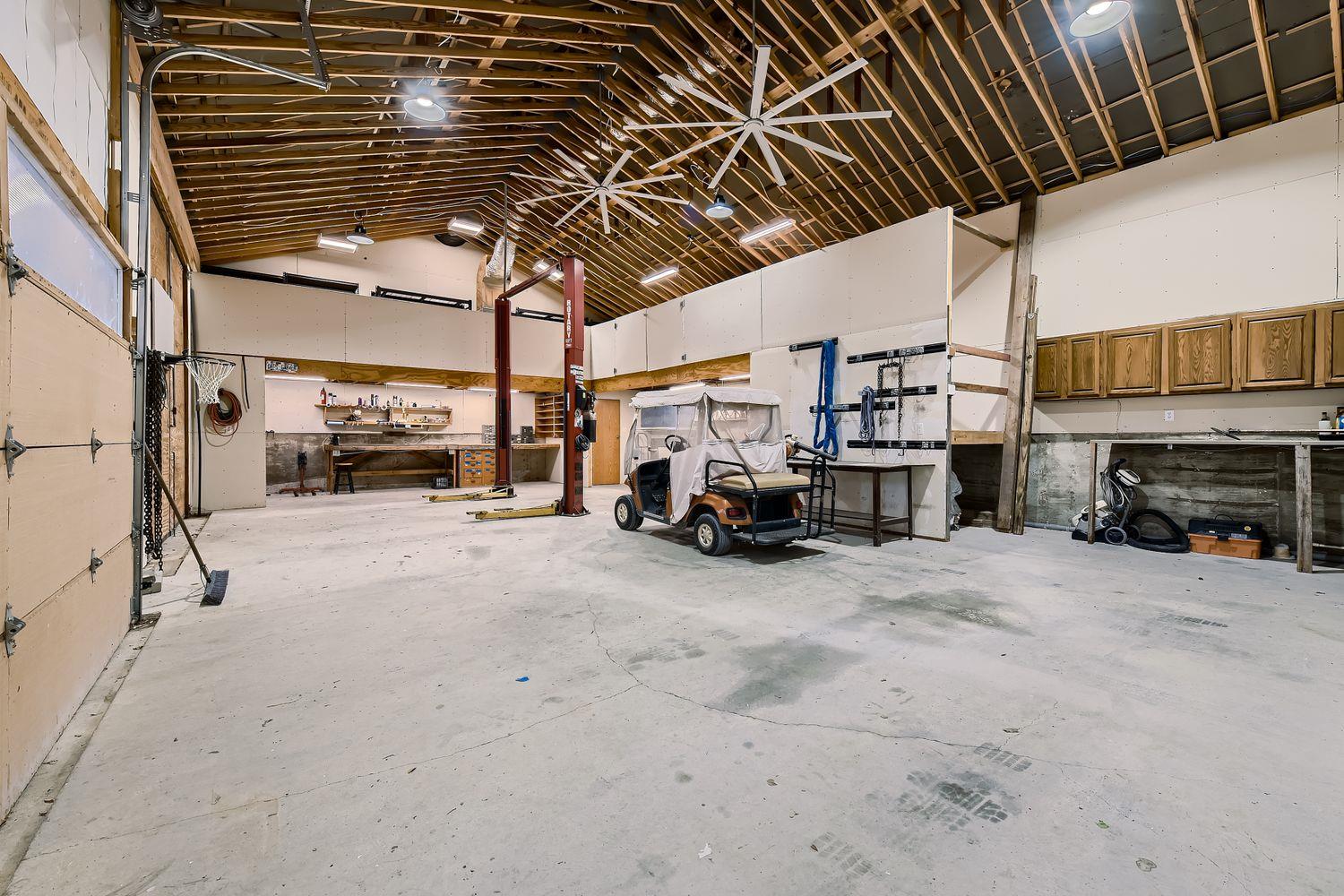 12901 Wire Rd, Leander, TX 78641