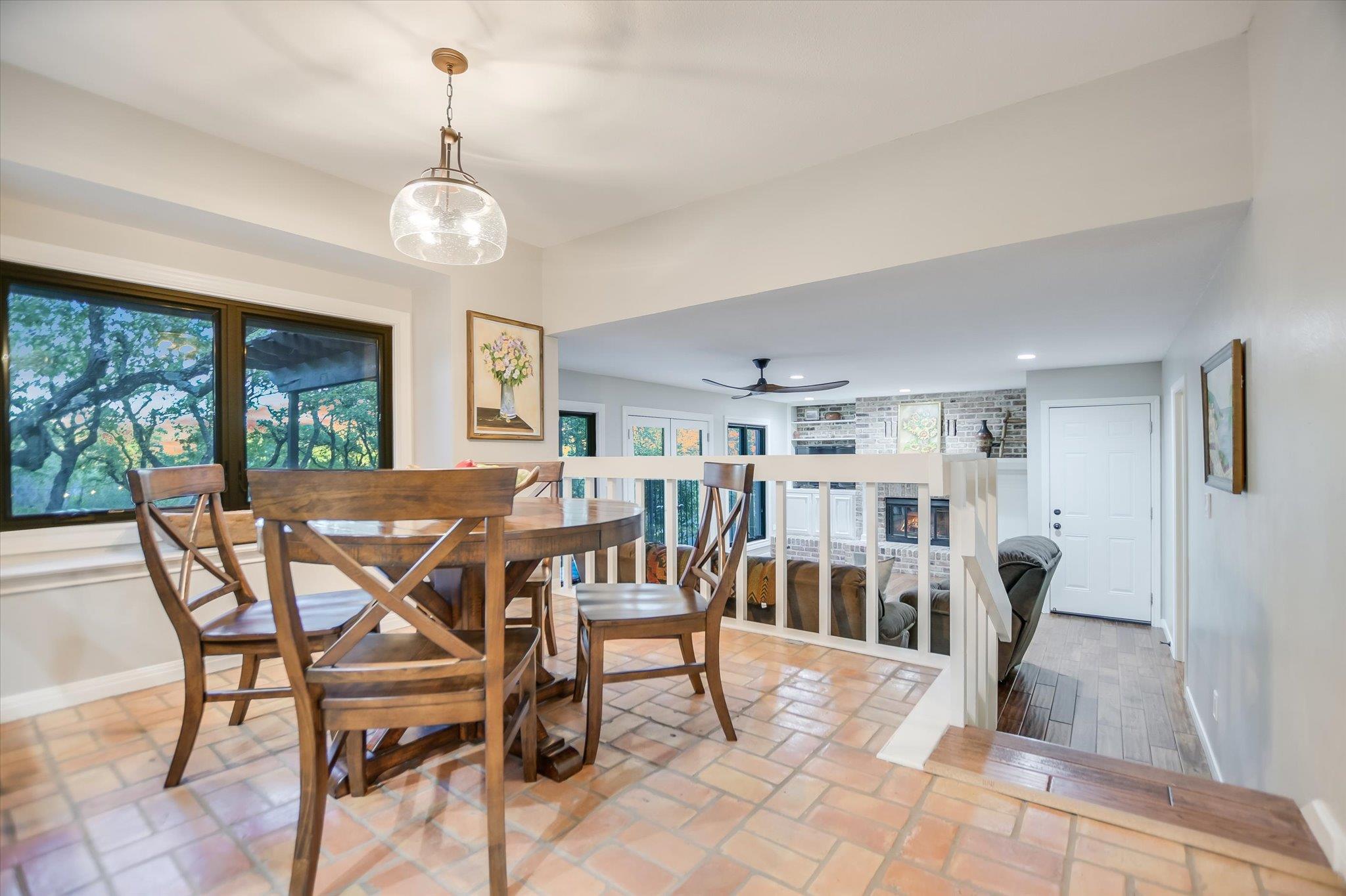 9106 Glenlake Dr, Austin, TX 78730