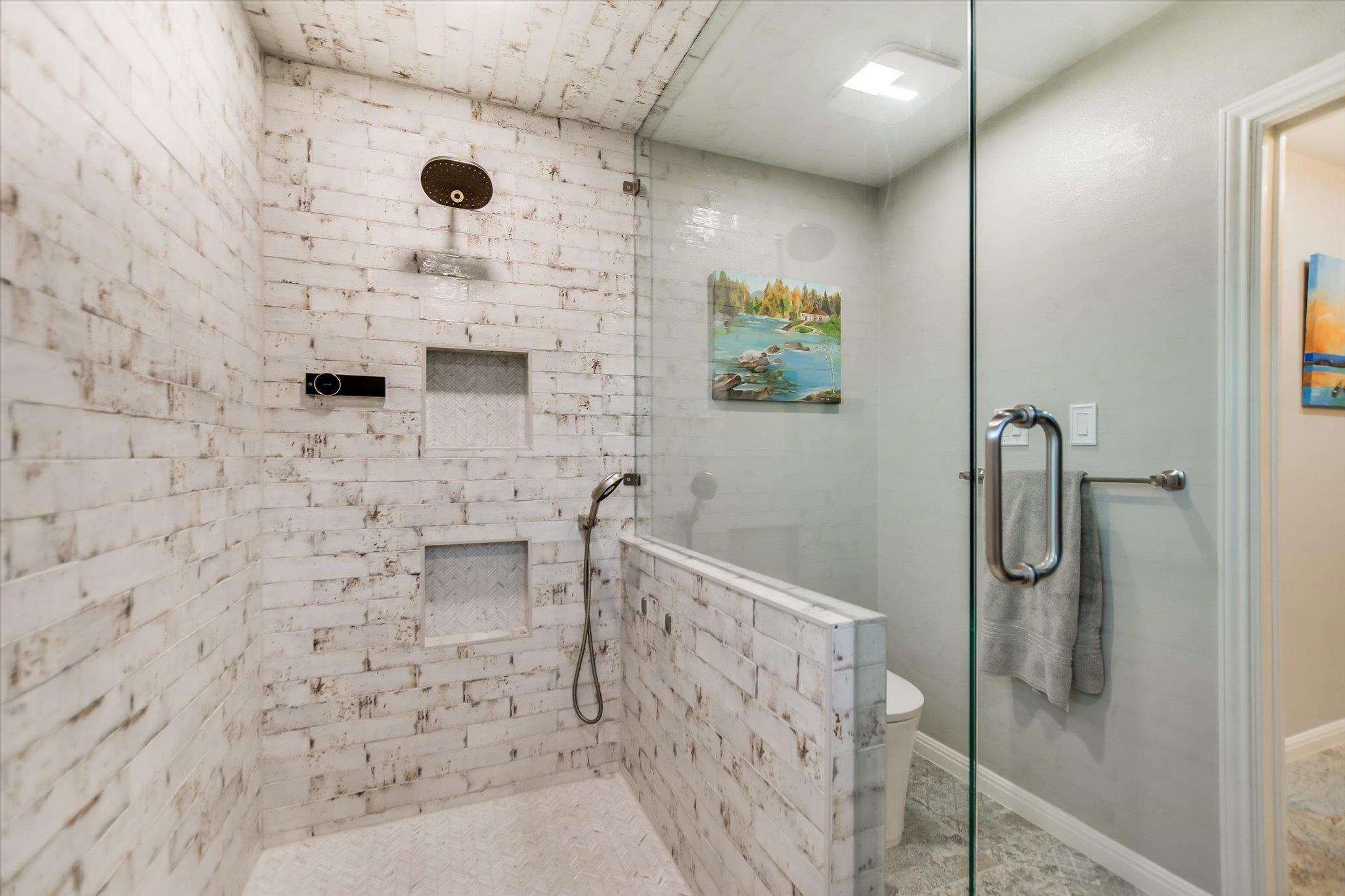 9106 Glenlake Dr, Austin, TX 78730