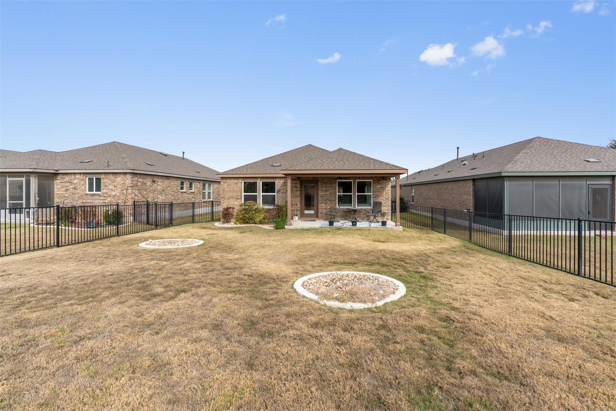 512 Rockport St, Georgetown, TX 78633