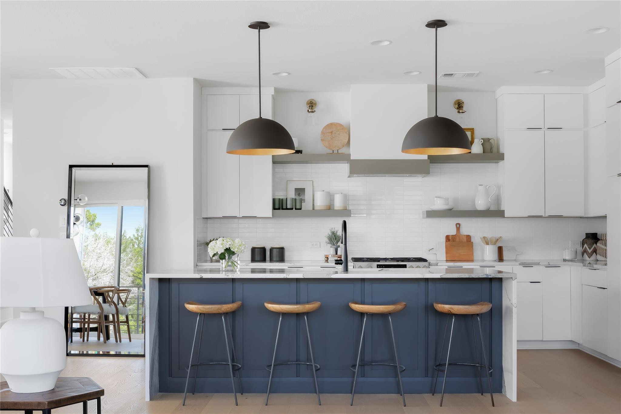 7809 Old Bee Caves Rd # 16, Austin, TX 78735