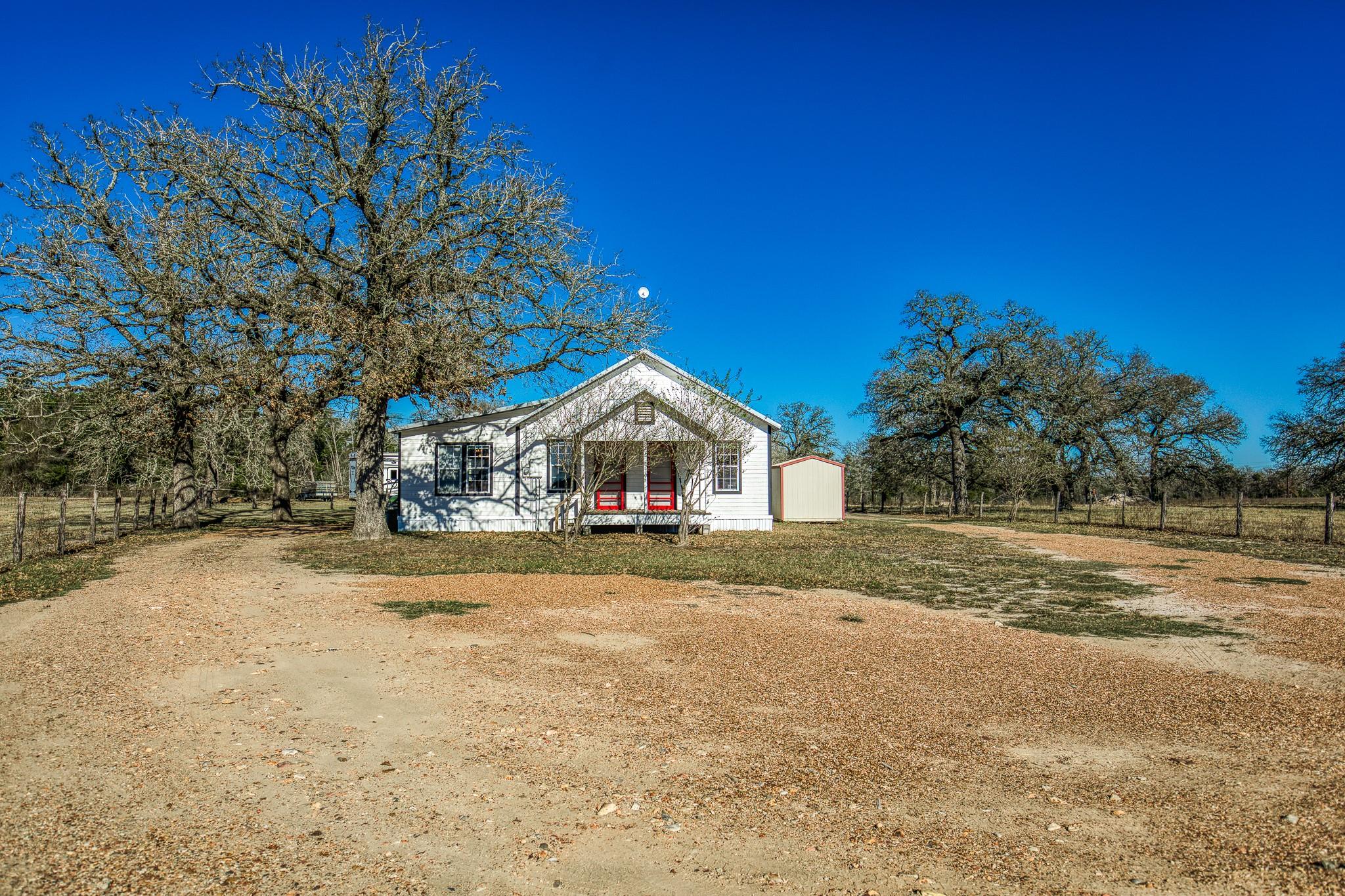 9354 Fm-2780, Burton, TX 77835