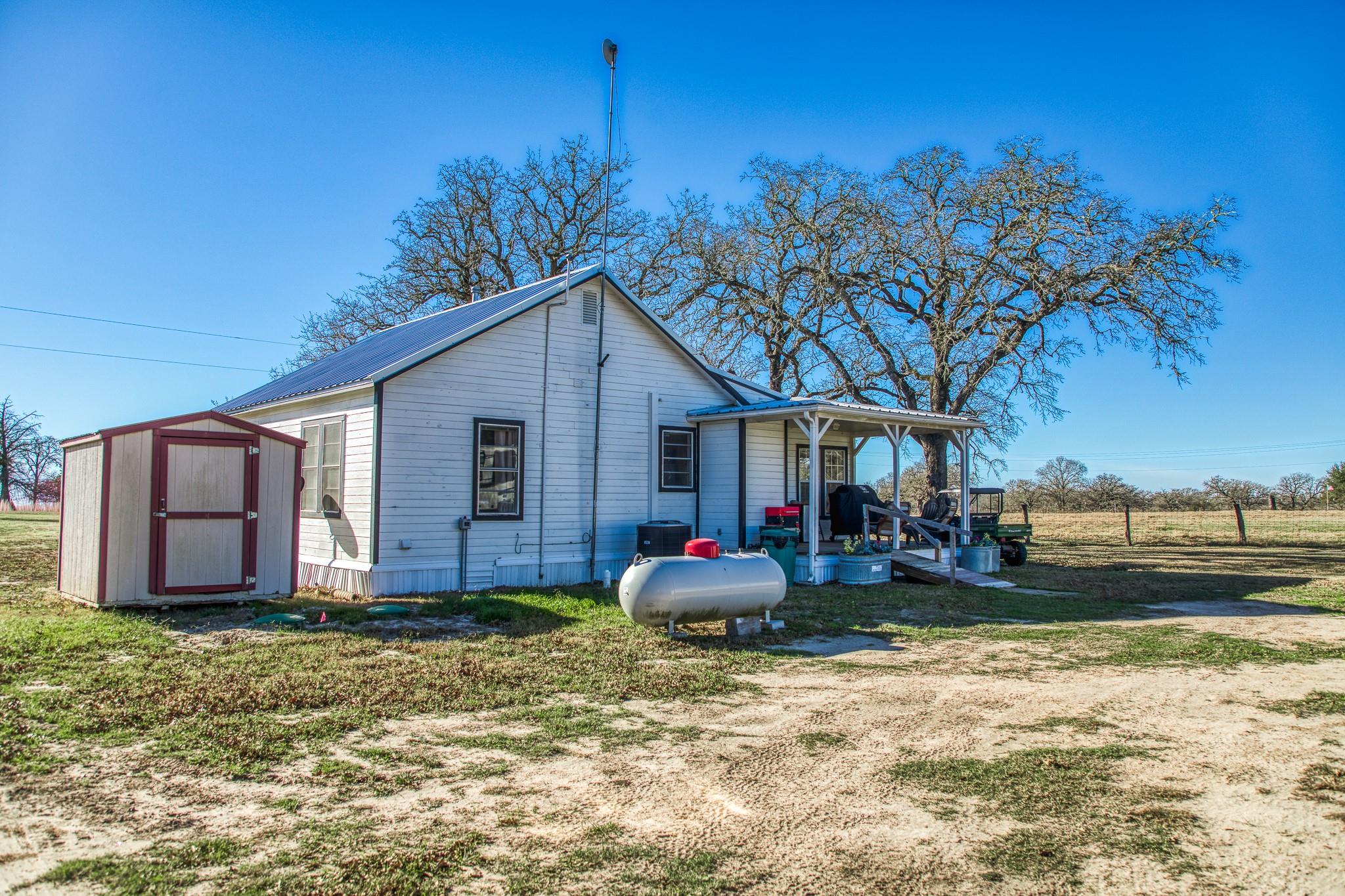 9354 Fm-2780, Burton, TX 77835