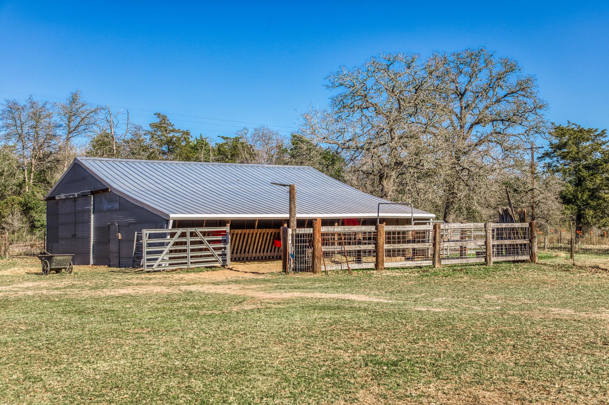 9354 Fm-2780, Burton, TX 77835