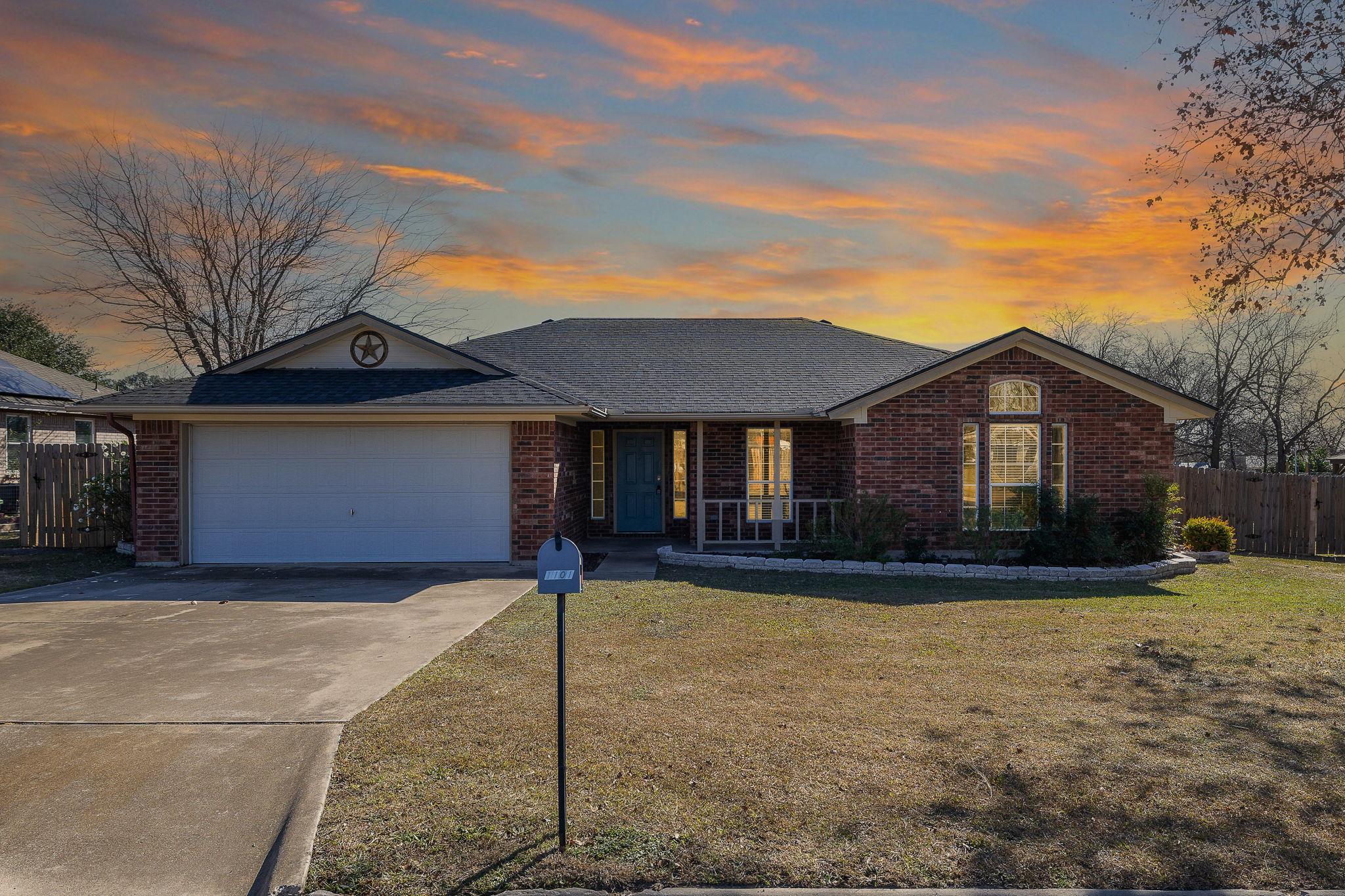 1101 E Johnson St, Burnet, TX 78611