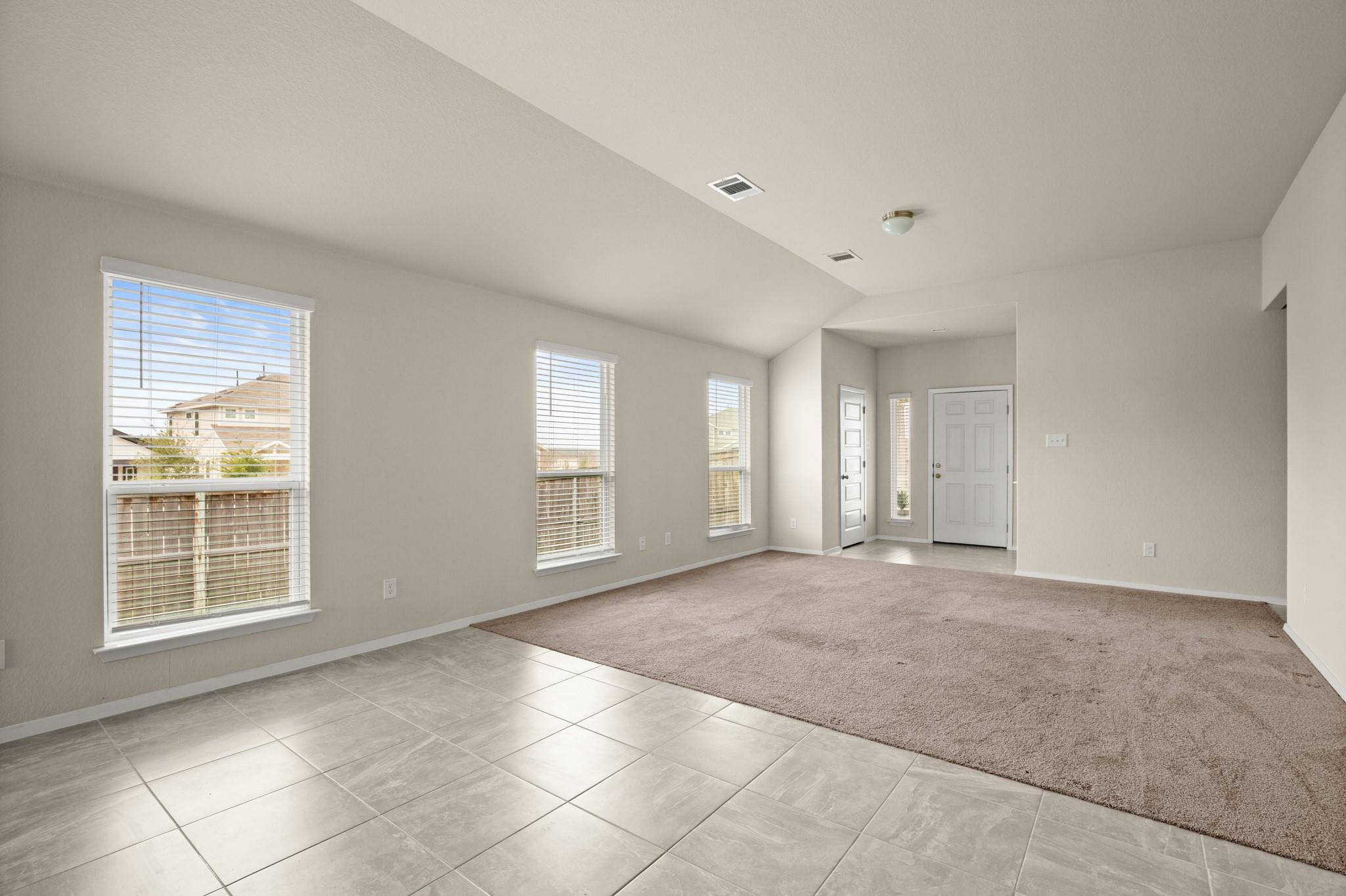 5601 Respinto Dr, Austin, TX 78747