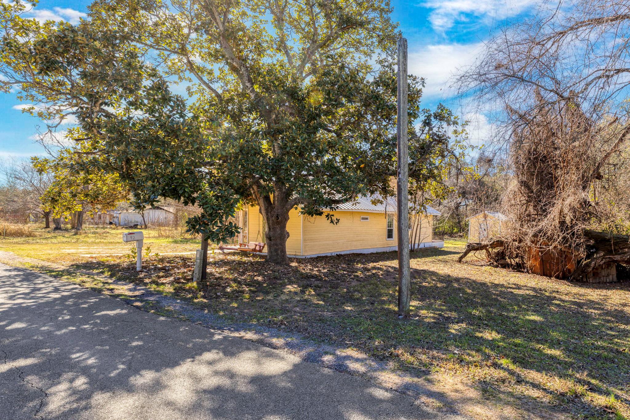 92 Sunrise St, Lytton Springs, TX 78616