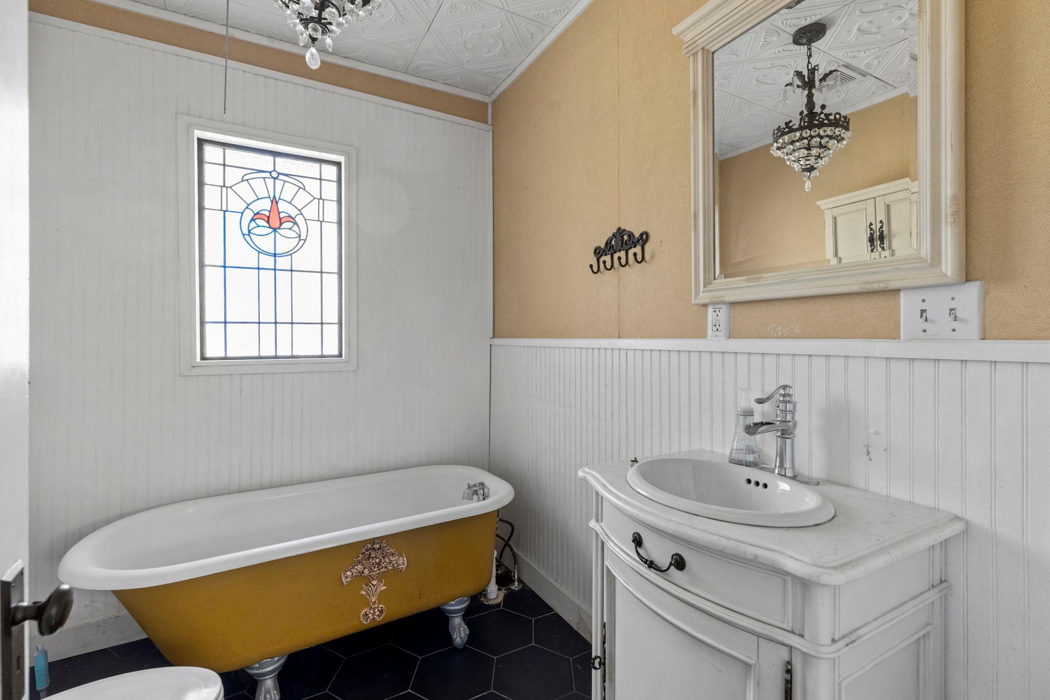 92 Sunrise St, Lytton Springs, TX 78616