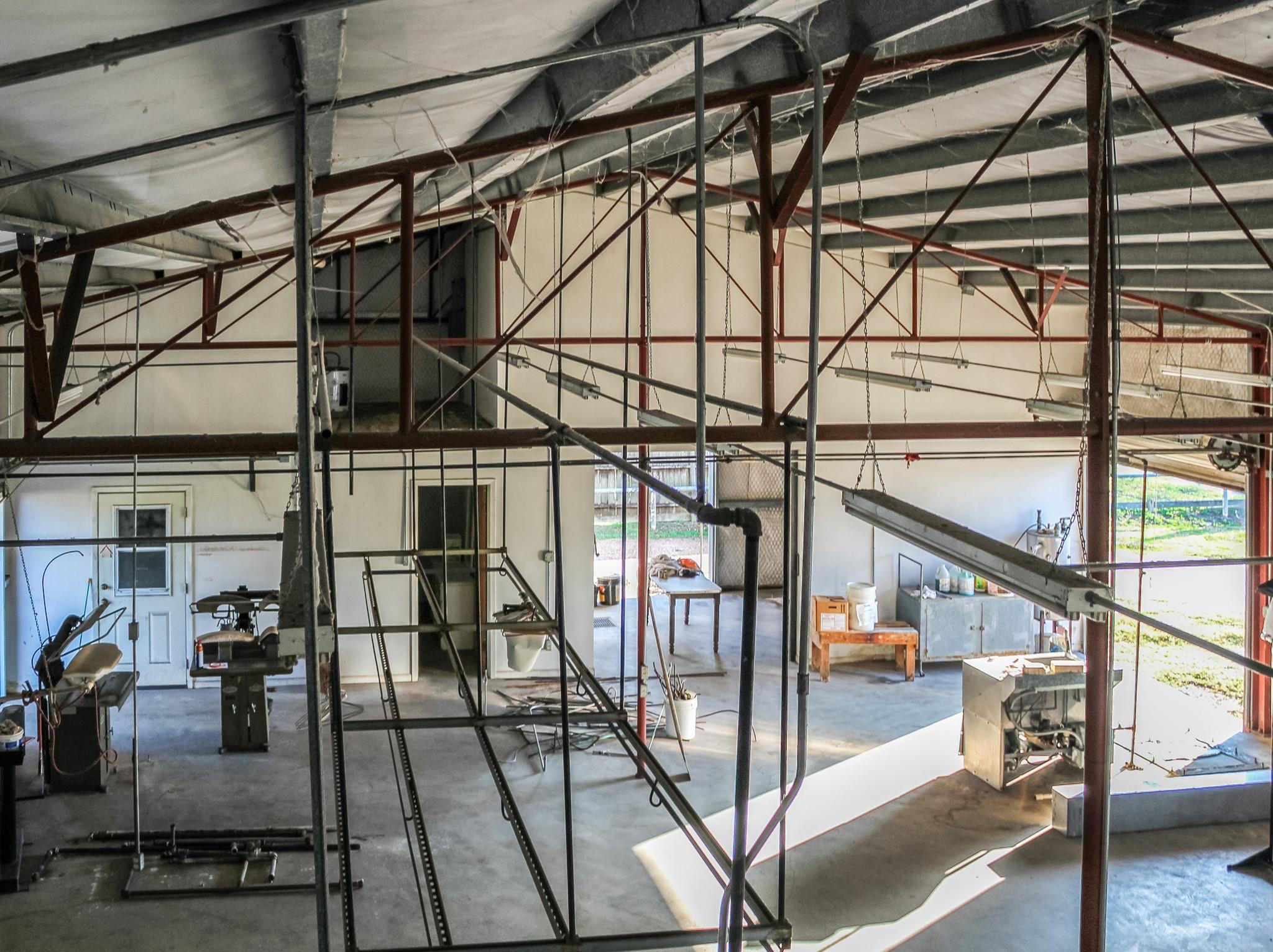 201 S Ridge St, Hallettsville, TX 77964