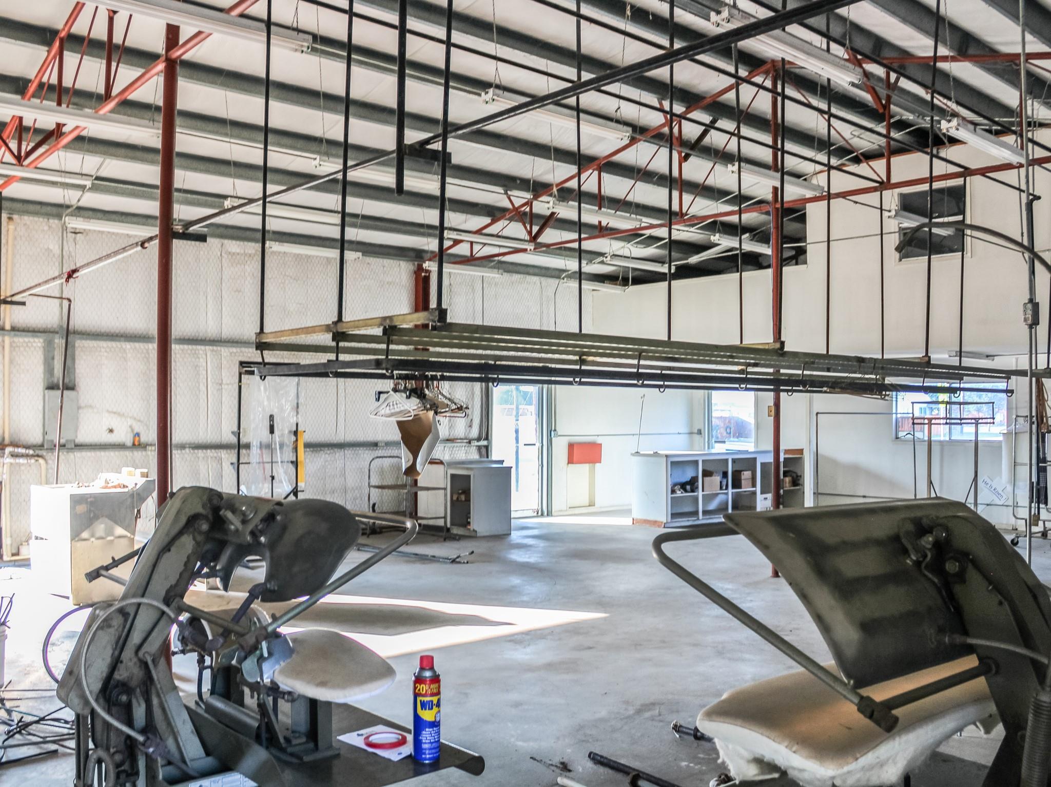 201 S Ridge St, Hallettsville, TX 77964