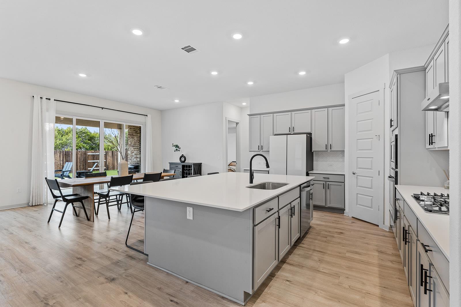 2021 Gold Dust Trl, Leander, TX 78641