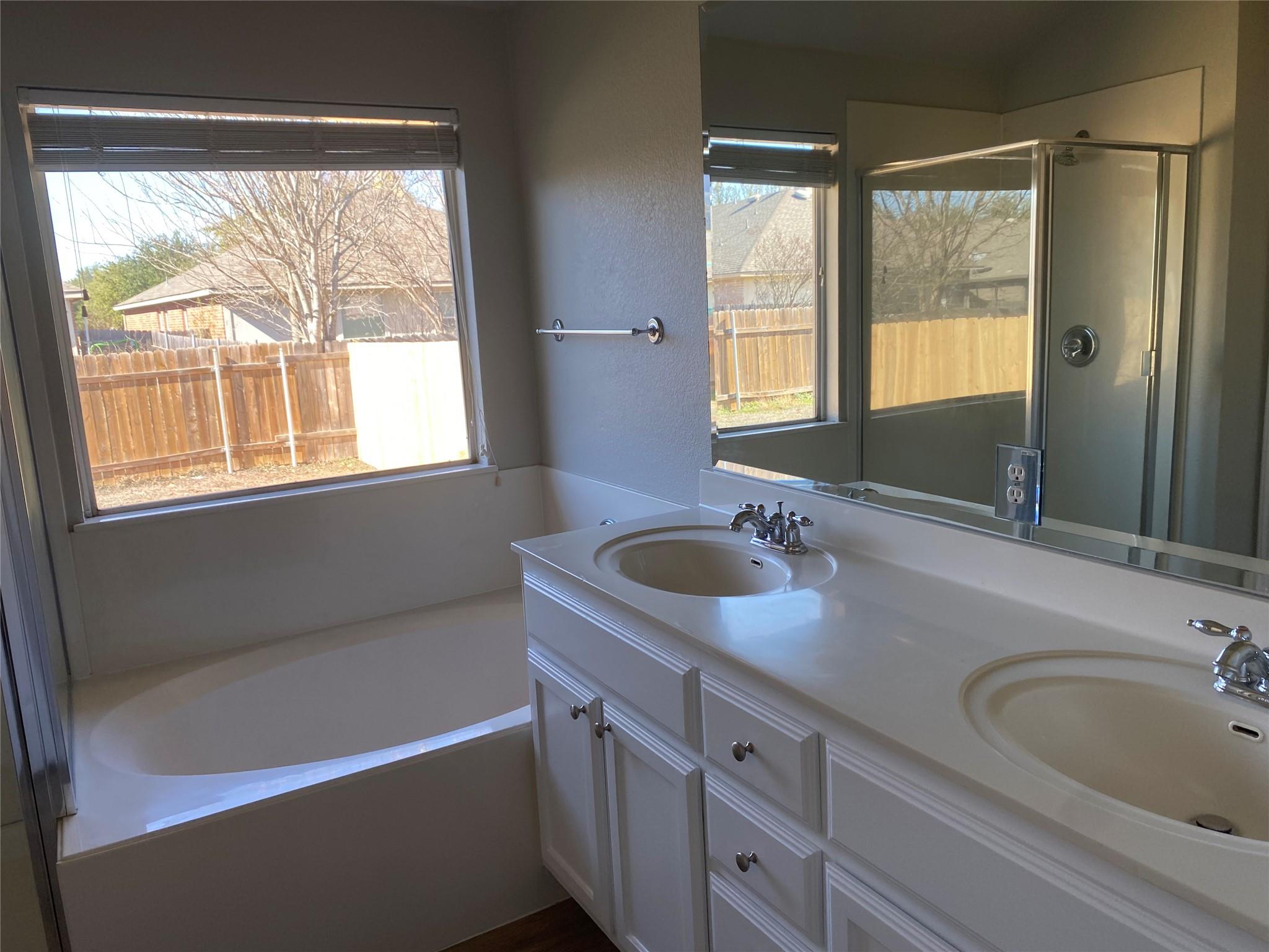 18704 Dry Pond Dr, Pflugerville, TX 78660