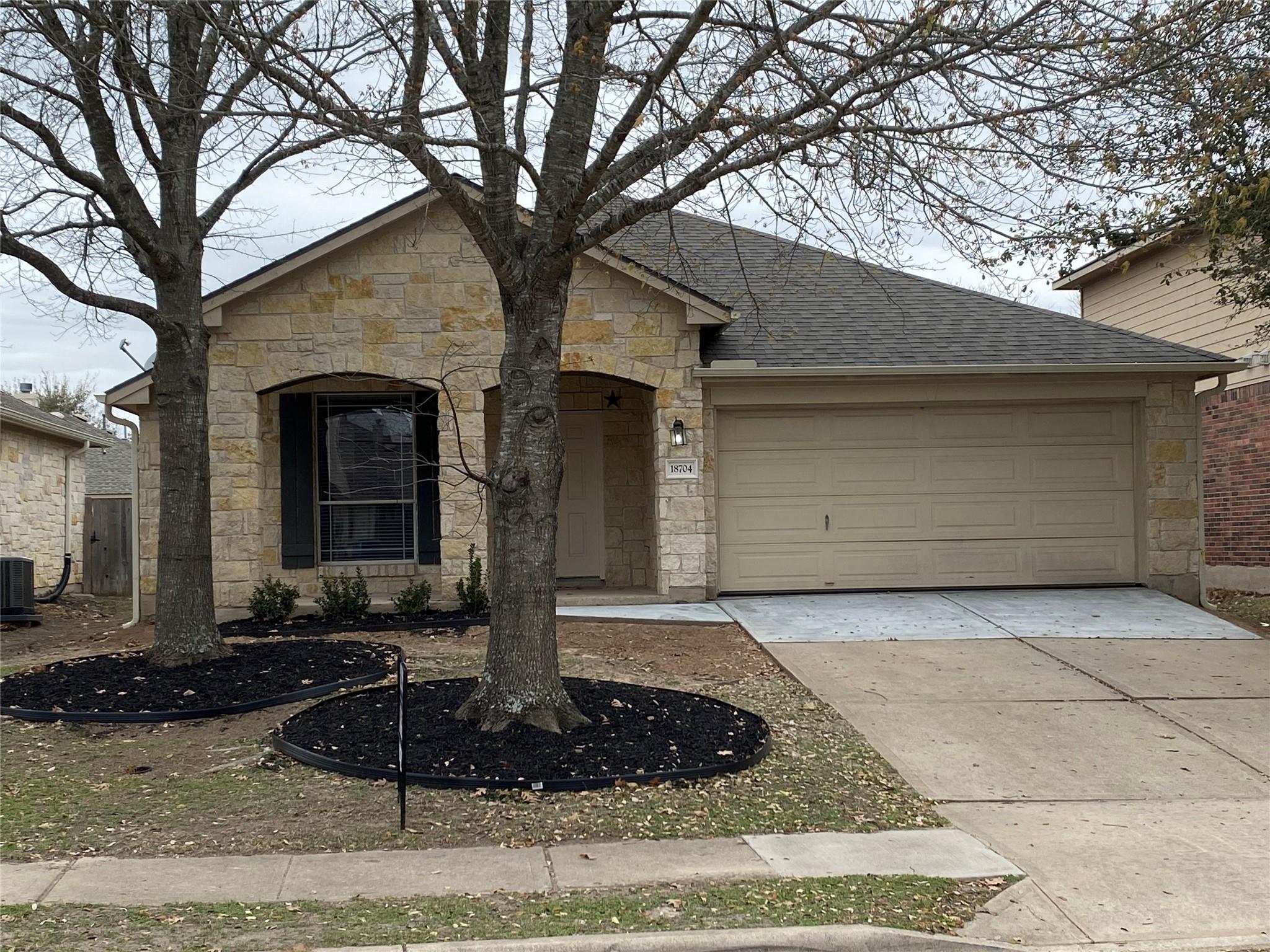 18704 Dry Pond Dr, Pflugerville, TX 78660