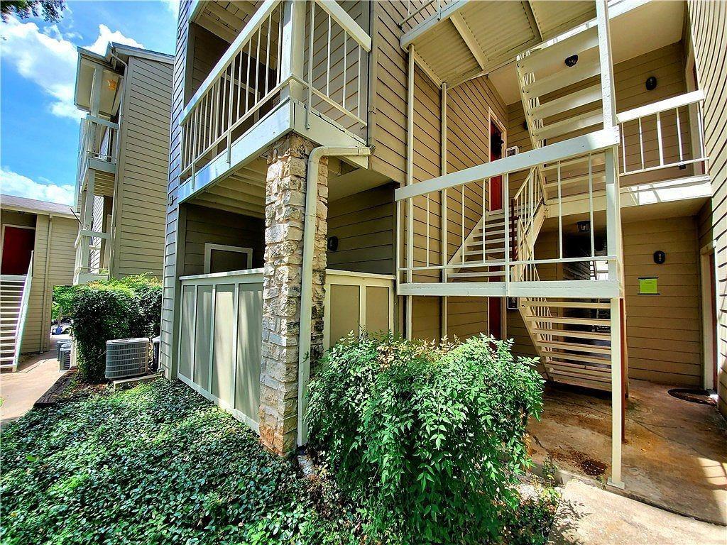 114 E 31st St # 201, Austin, TX 78705