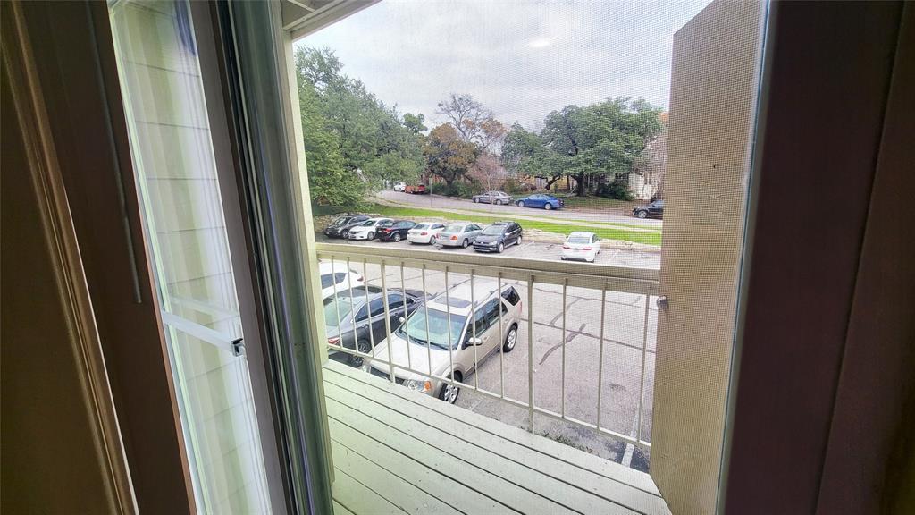 114 E 31st St # 201, Austin, TX 78705