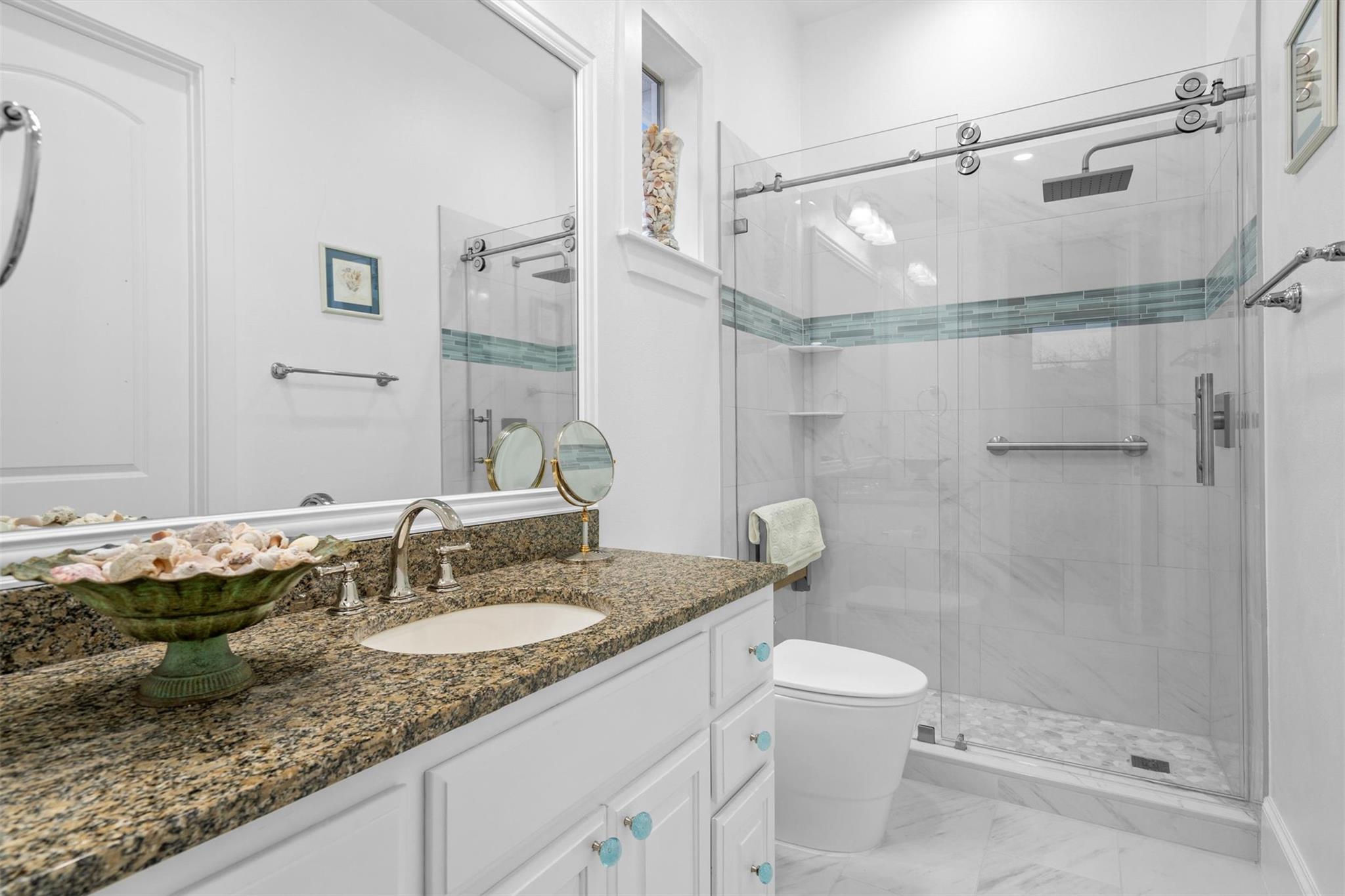 108 Golden Bear Cv, Austin, TX 78738