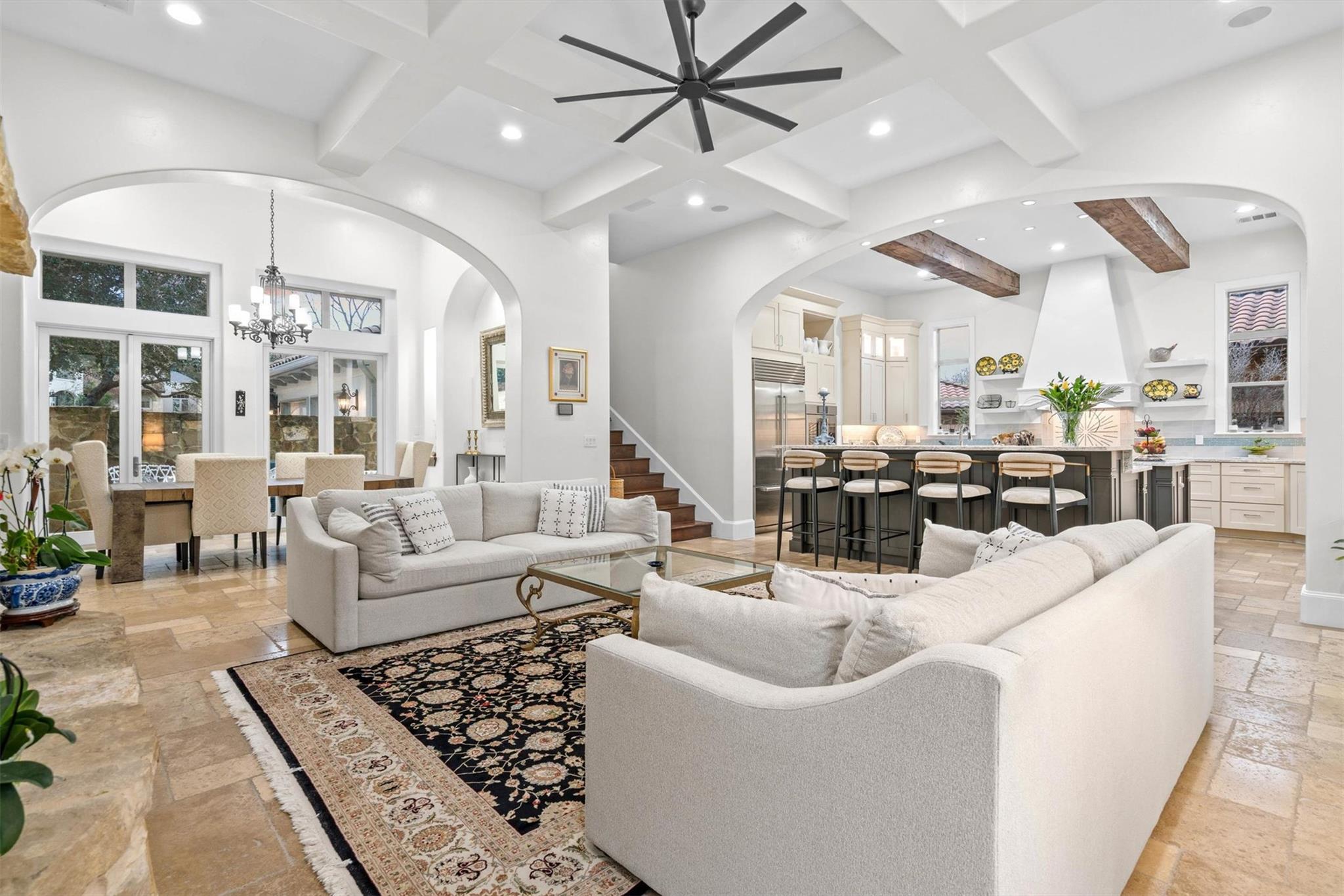 108 Golden Bear Cv, Austin, TX 78738