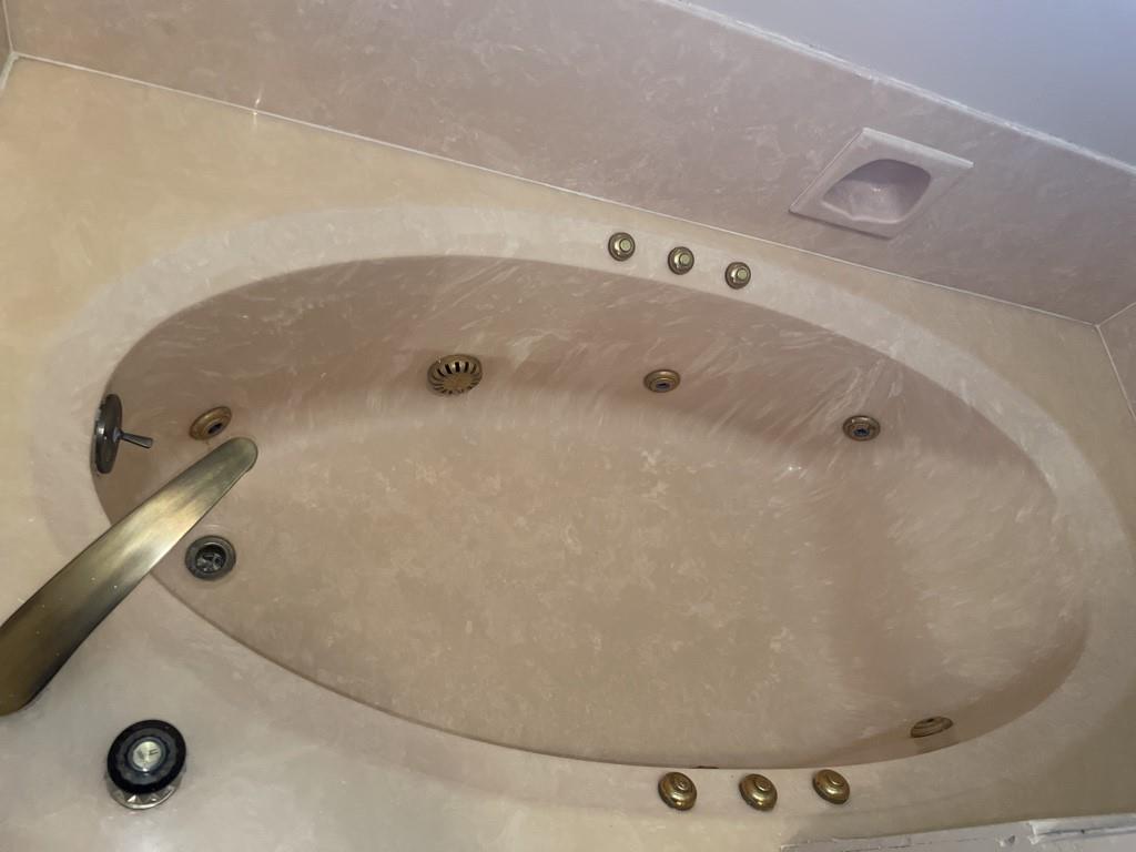 2004 Walsh Dr, Round Rock, TX 78681