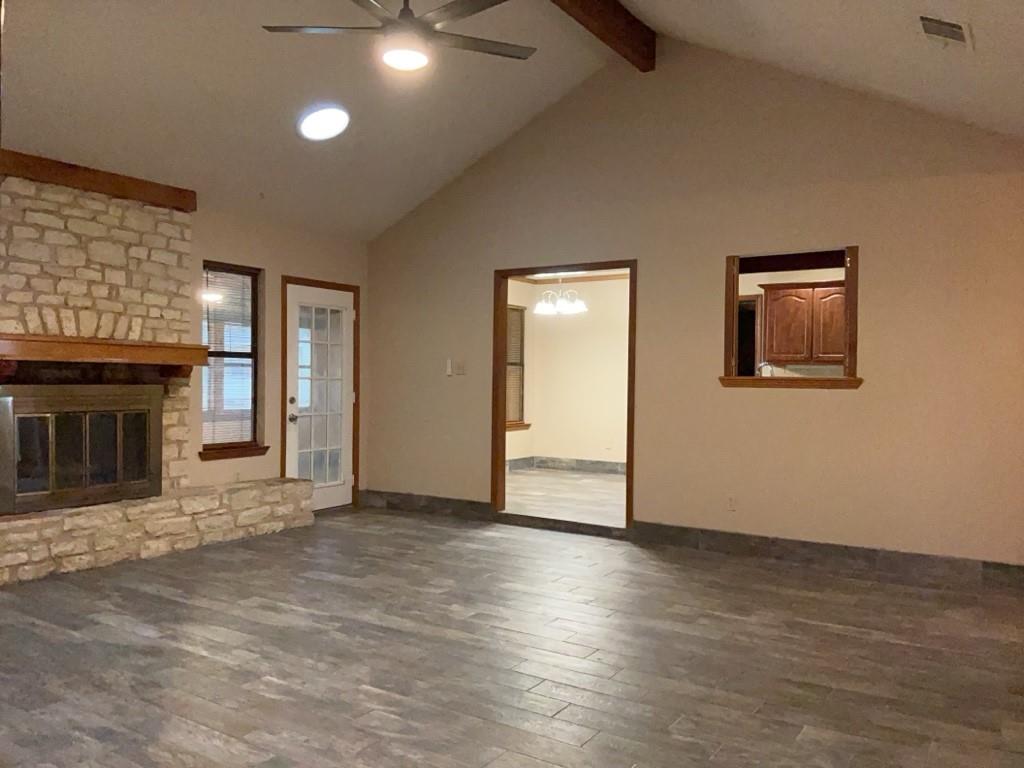 2004 Walsh Dr, Round Rock, TX 78681