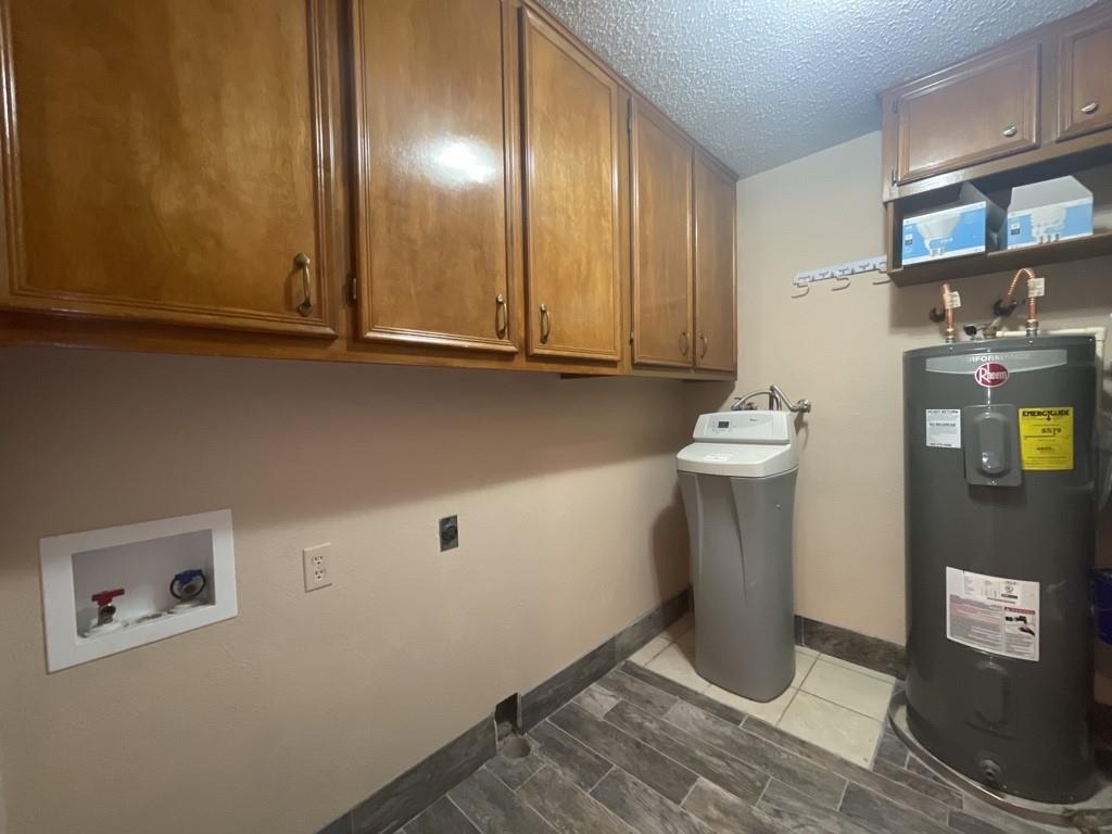 2004 Walsh Dr, Round Rock, TX 78681