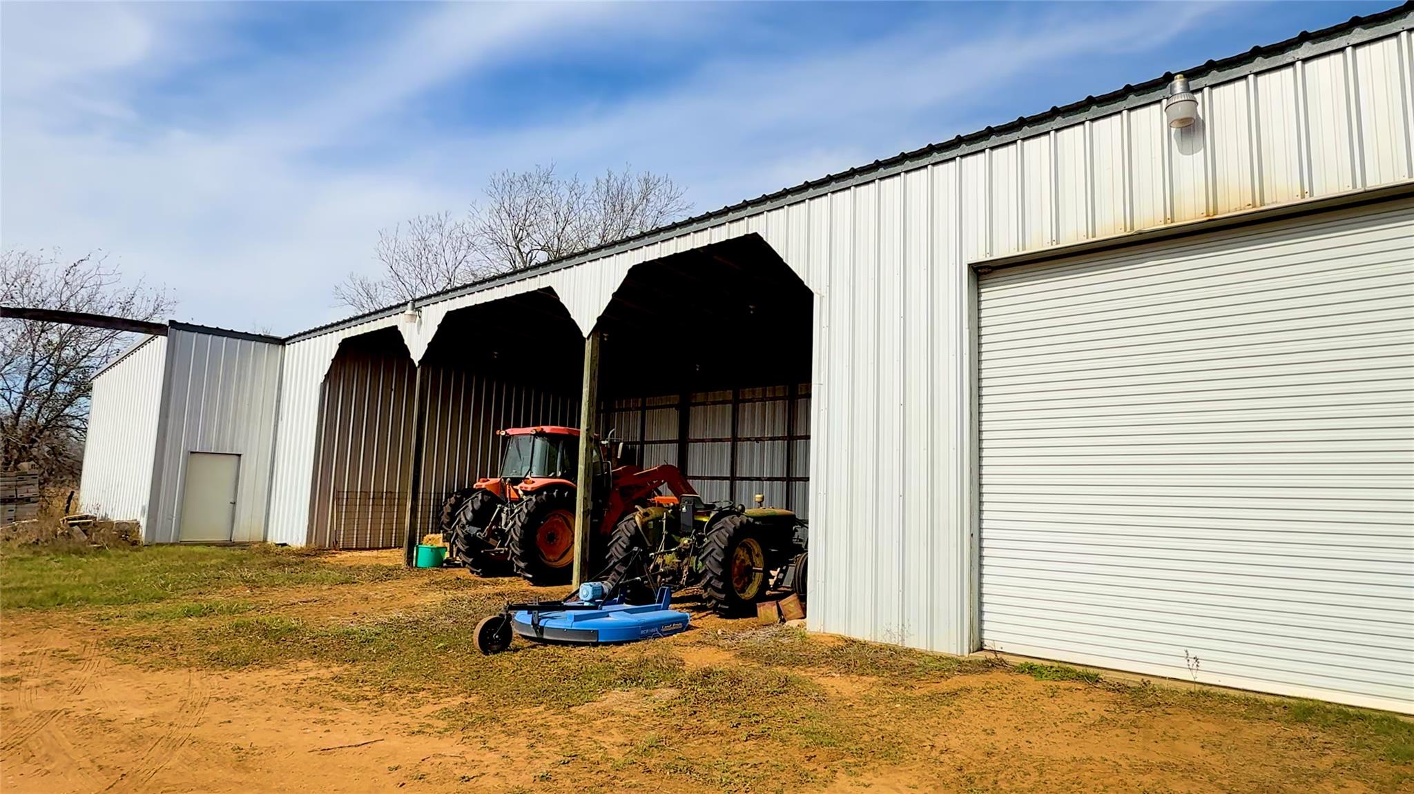 531 Highway 71 W, Smithville, TX 78957