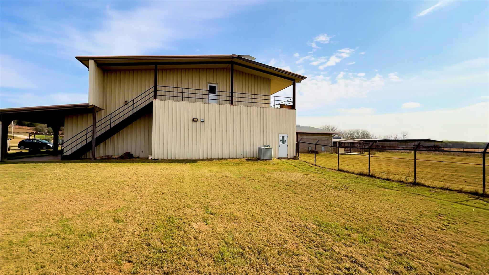 531 Highway 71 W, Smithville, TX 78957