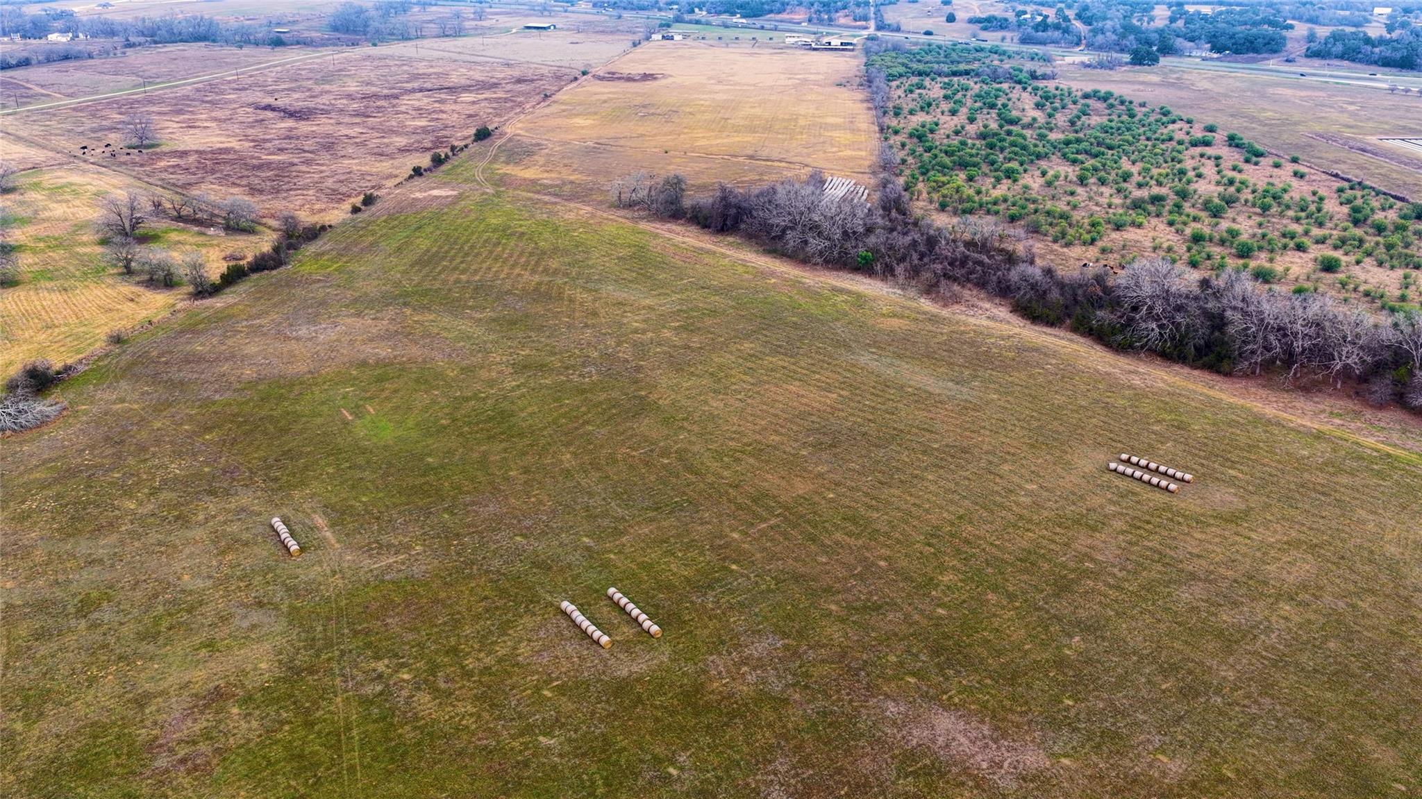 531 Highway 71 W, Smithville, TX 78957