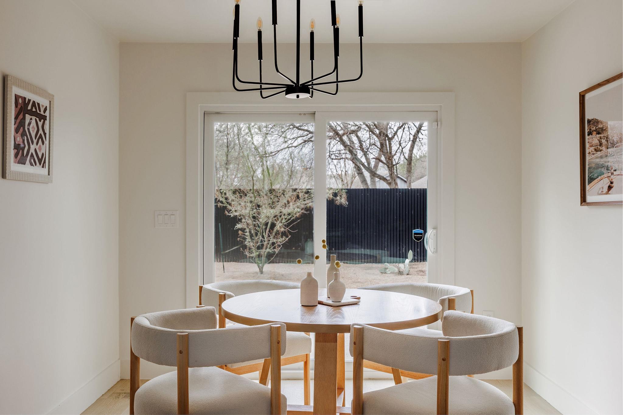 2220 E Stassney Ln # B, Austin, TX 78744