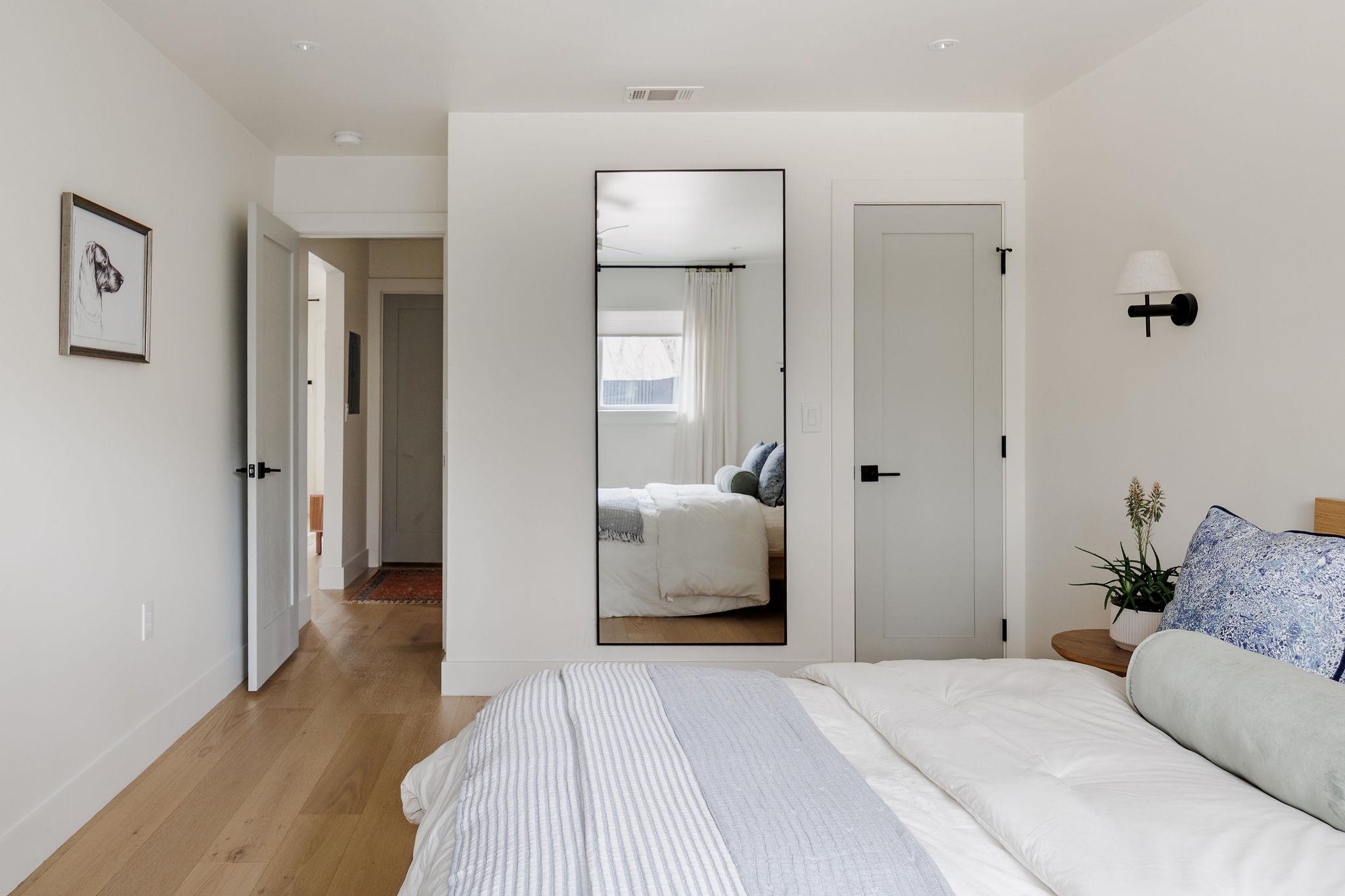 2220 E Stassney Ln # B, Austin, TX 78744