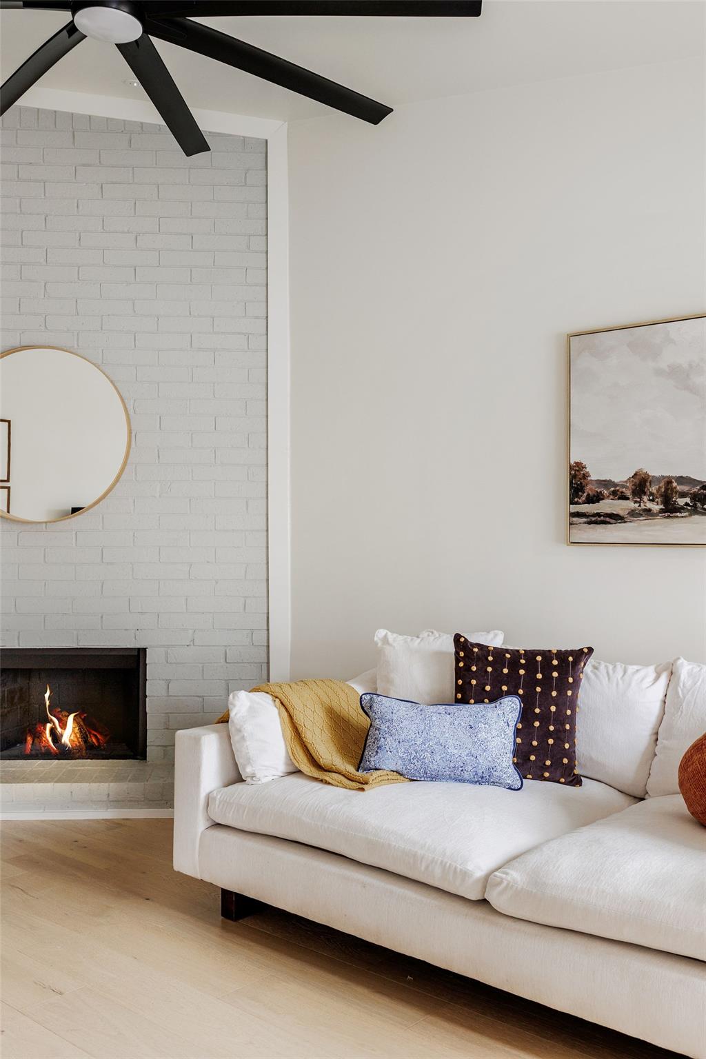 2220 E Stassney Ln # B, Austin, TX 78744