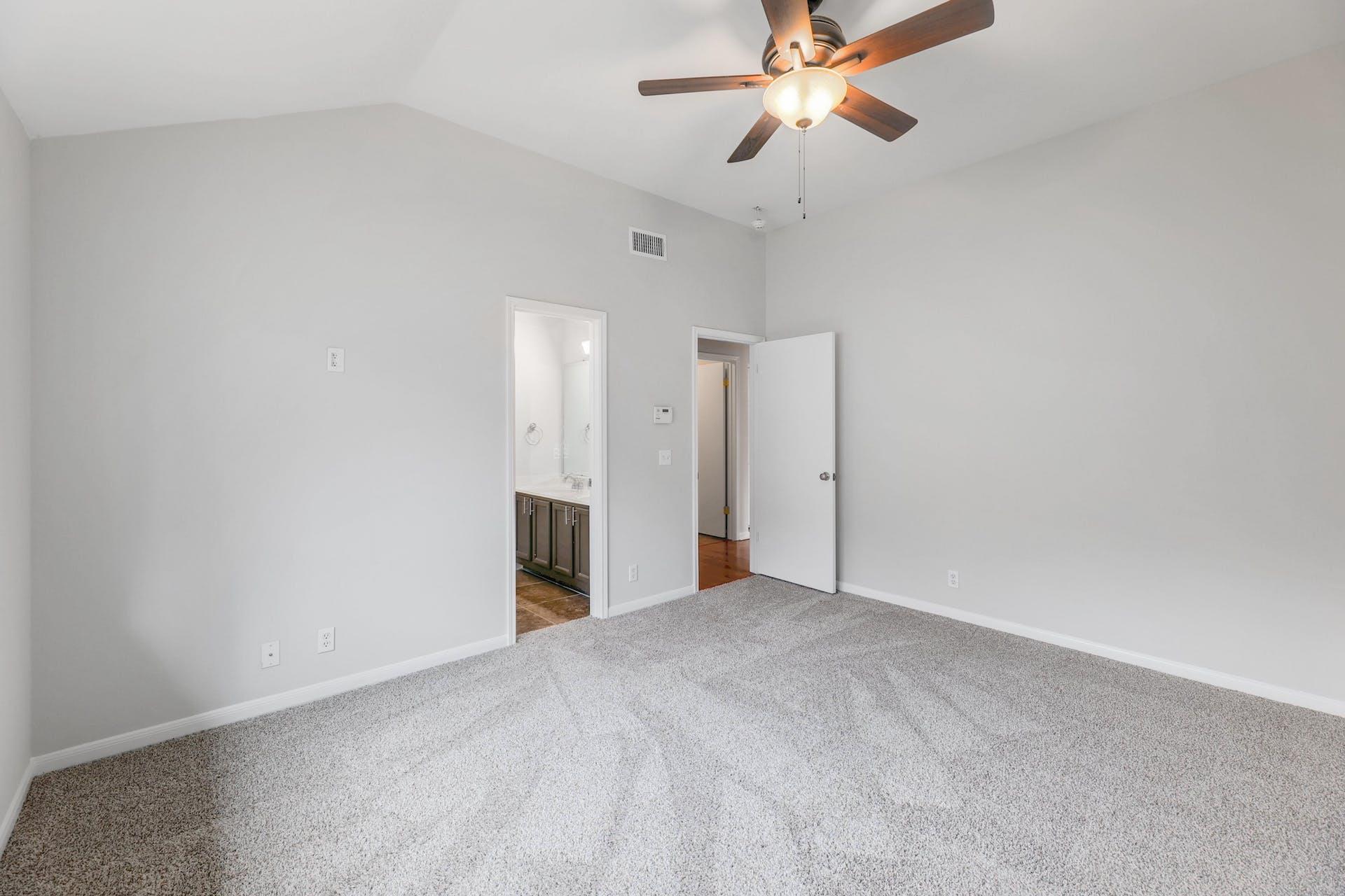 214 Crystal Knoll Blvd, Georgetown, TX 78626