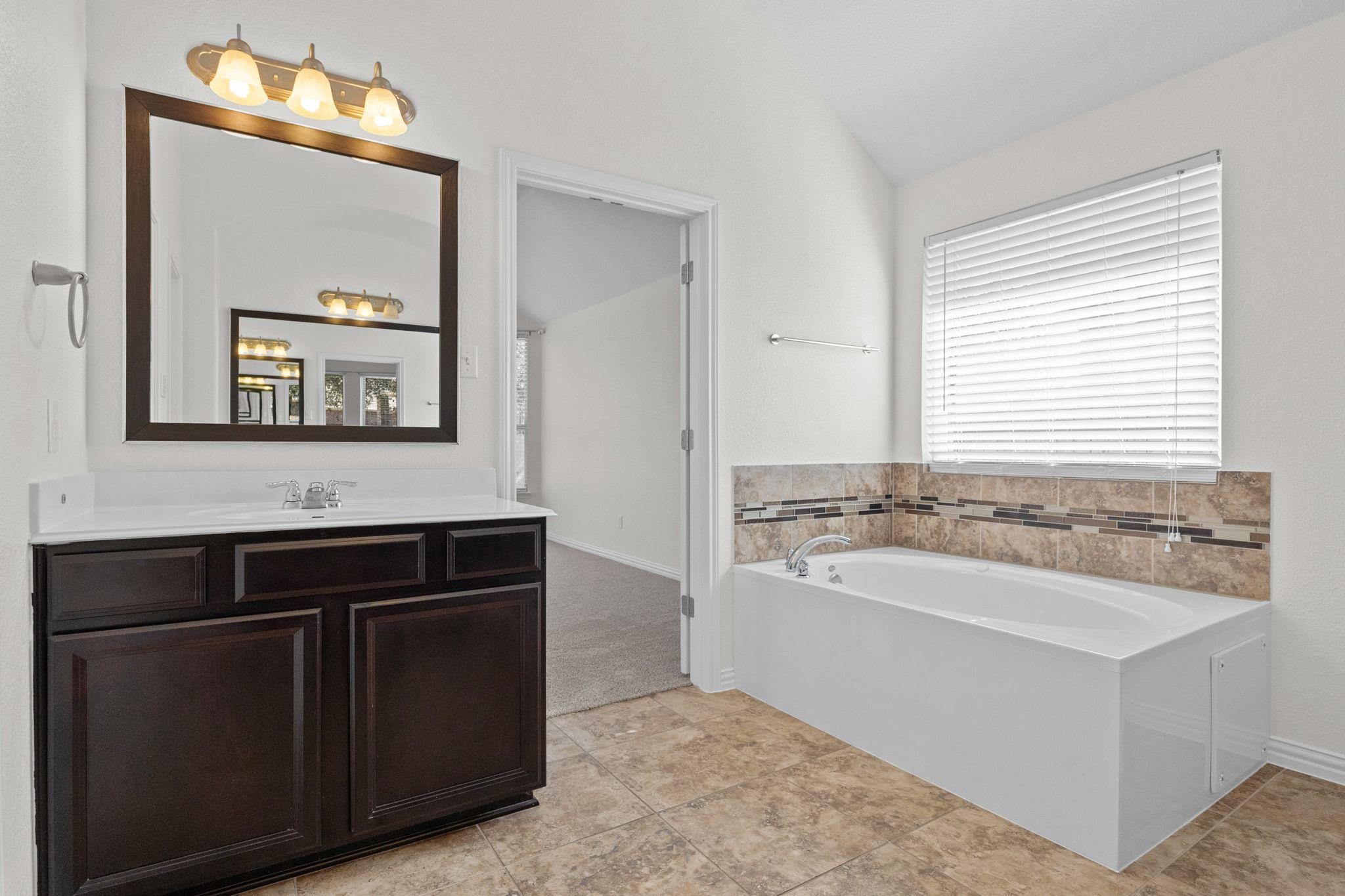 228 Sangiovese St, Leander, TX 78641