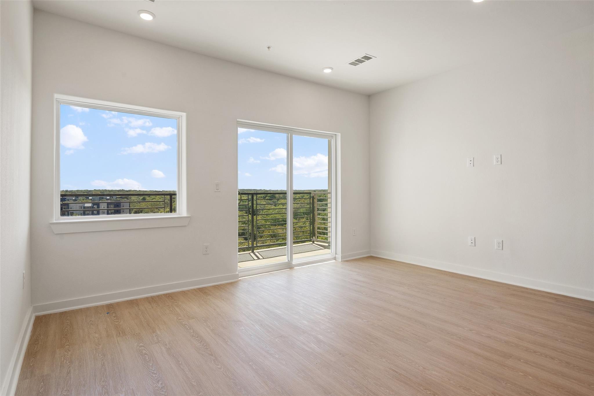 4802 S Congress Ave # 403, Austin, TX 78745