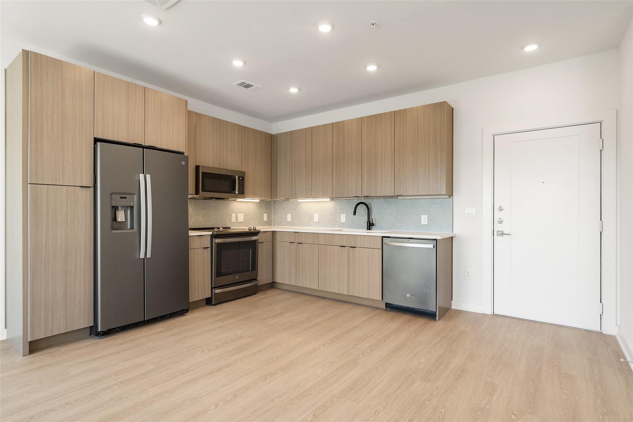 4802 S Congress Ave # 403, Austin, TX 78745