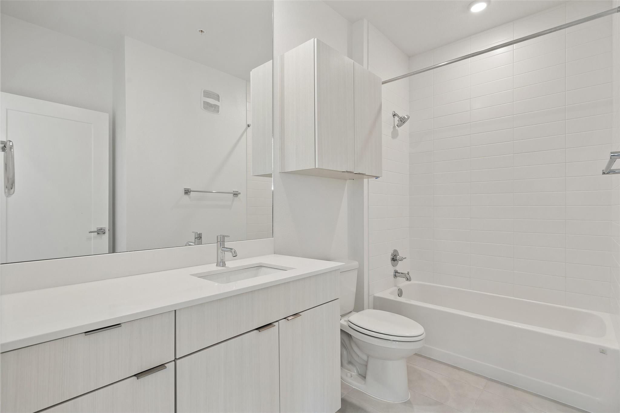 4802 S Congress Ave # 403, Austin, TX 78745