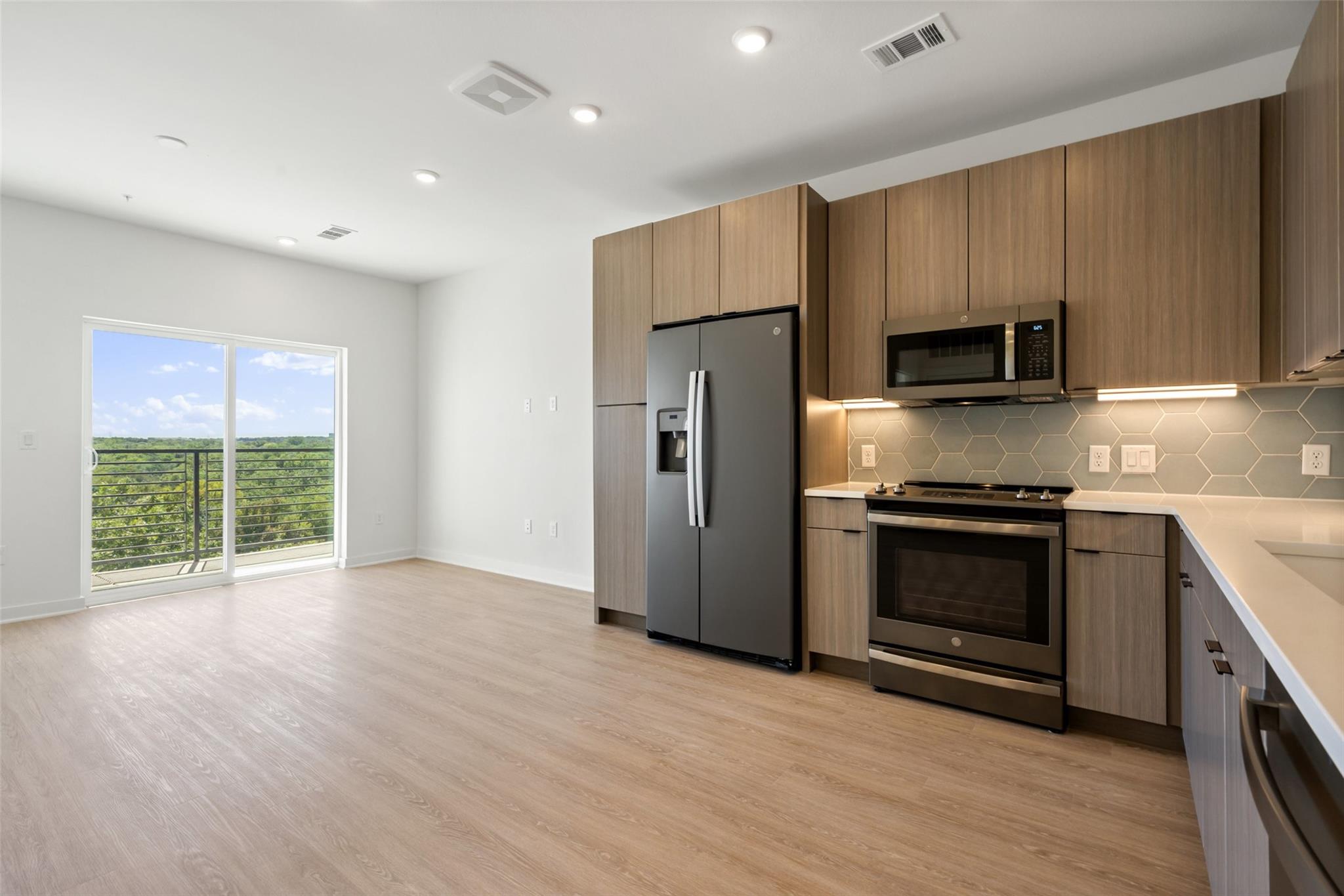 4802 S Congress Ave # 403, Austin, TX 78745