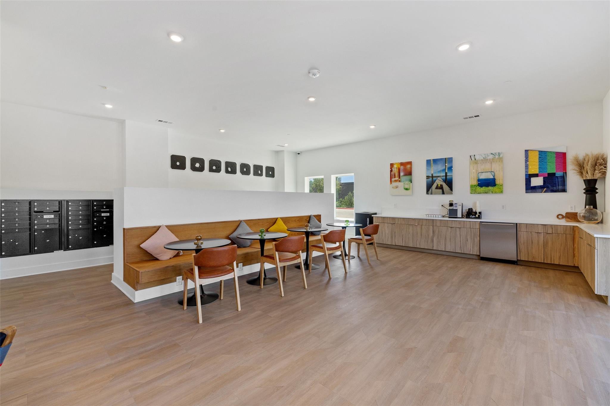 4802 S Congress Ave # 403, Austin, TX 78745