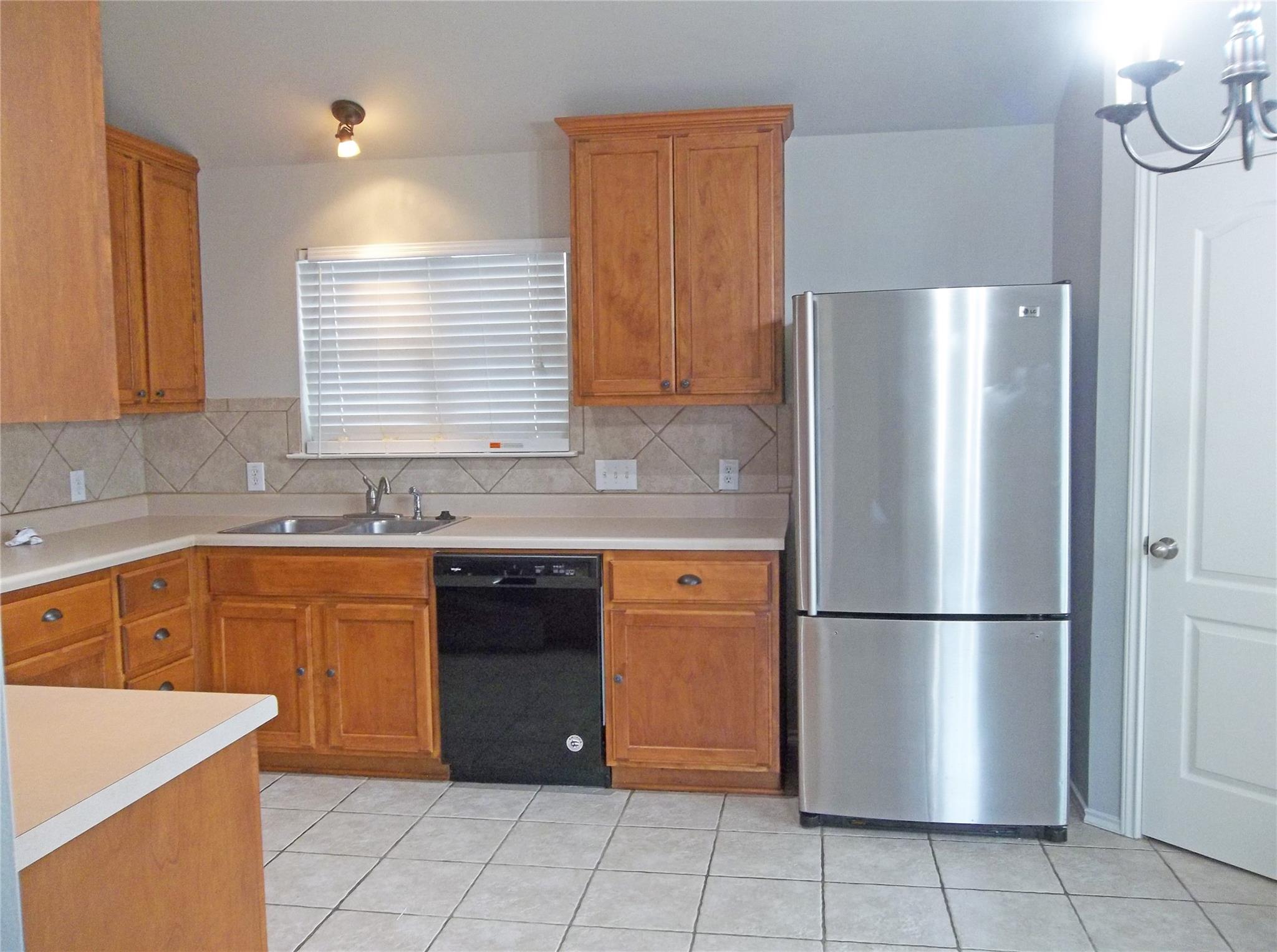 110 Fossil Trl, Leander, TX 78641