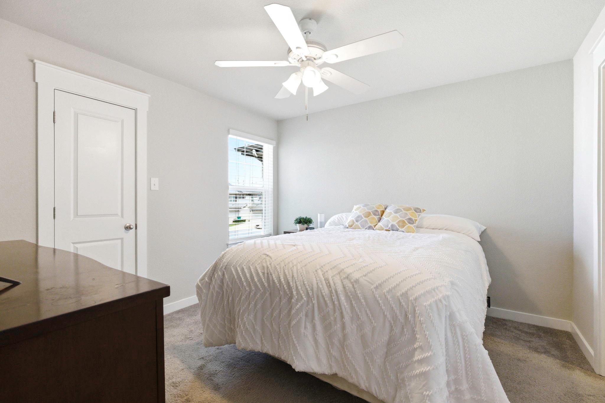 17205 Leafroller Dr # B, Pflugerville, TX 78660