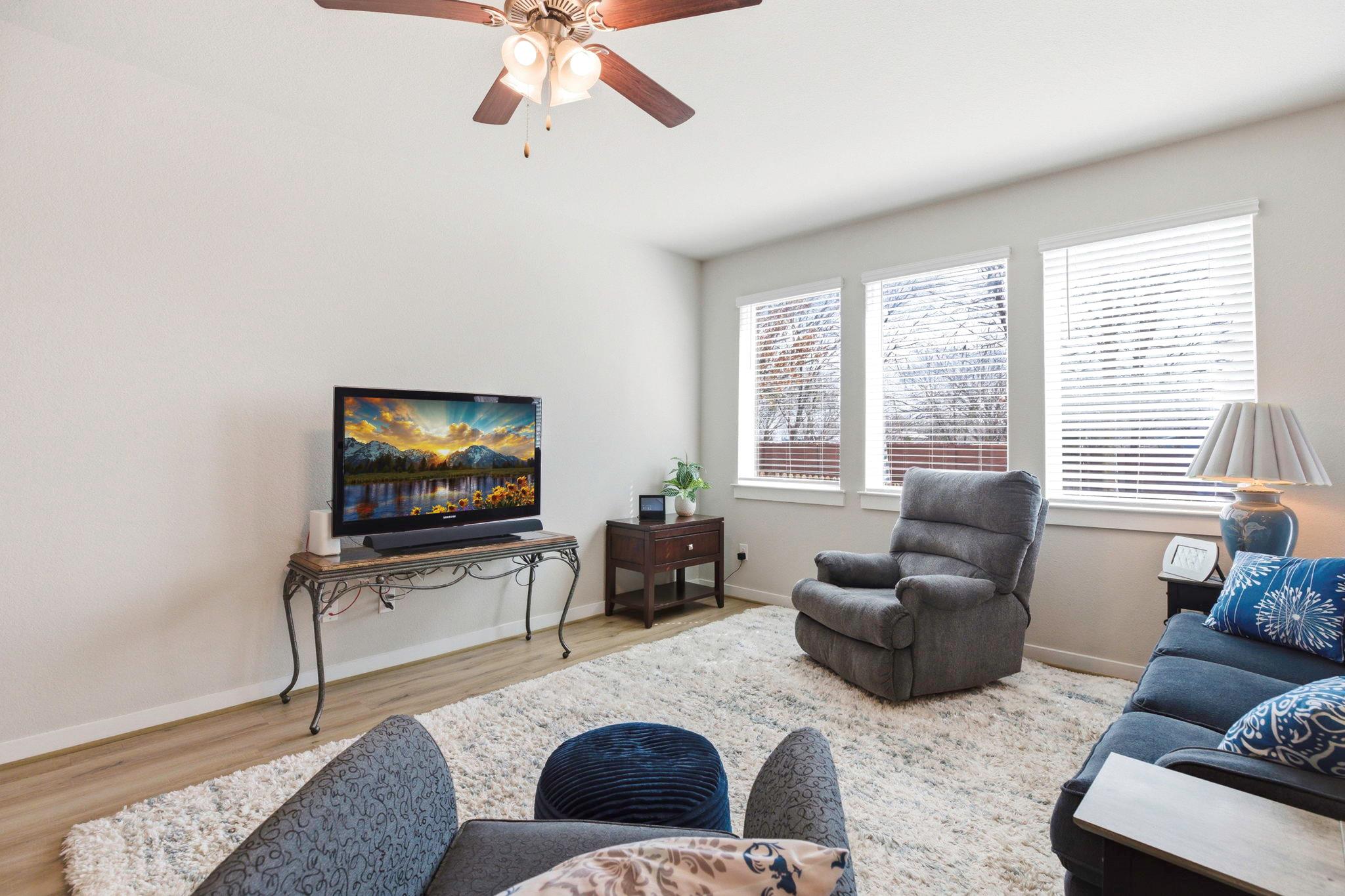 17205 Leafroller Dr # B, Pflugerville, TX 78660