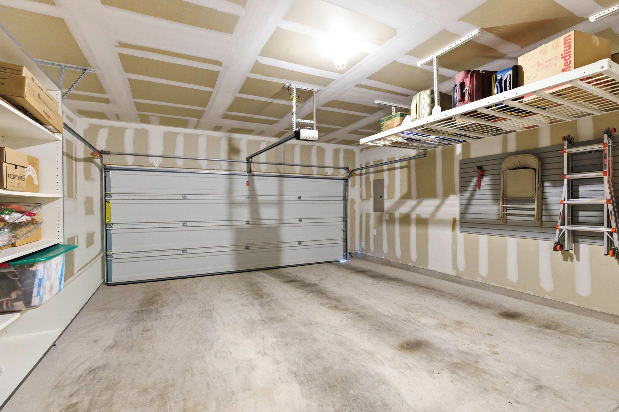 17205 Leafroller Dr # B, Pflugerville, TX 78660