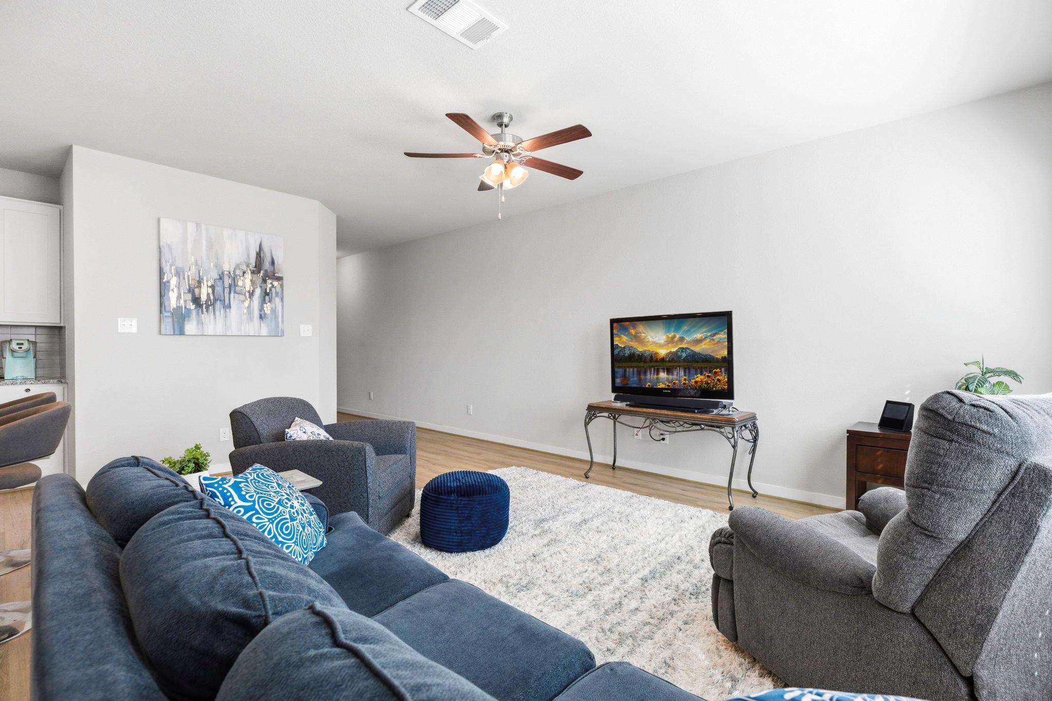 17205 Leafroller Dr # B, Pflugerville, TX 78660