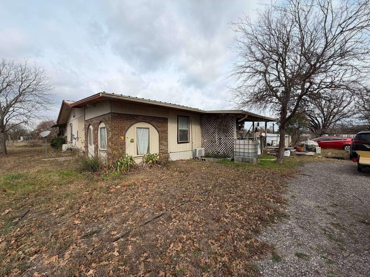 192 Edmonson Ln, Cedar Creek, TX 78612