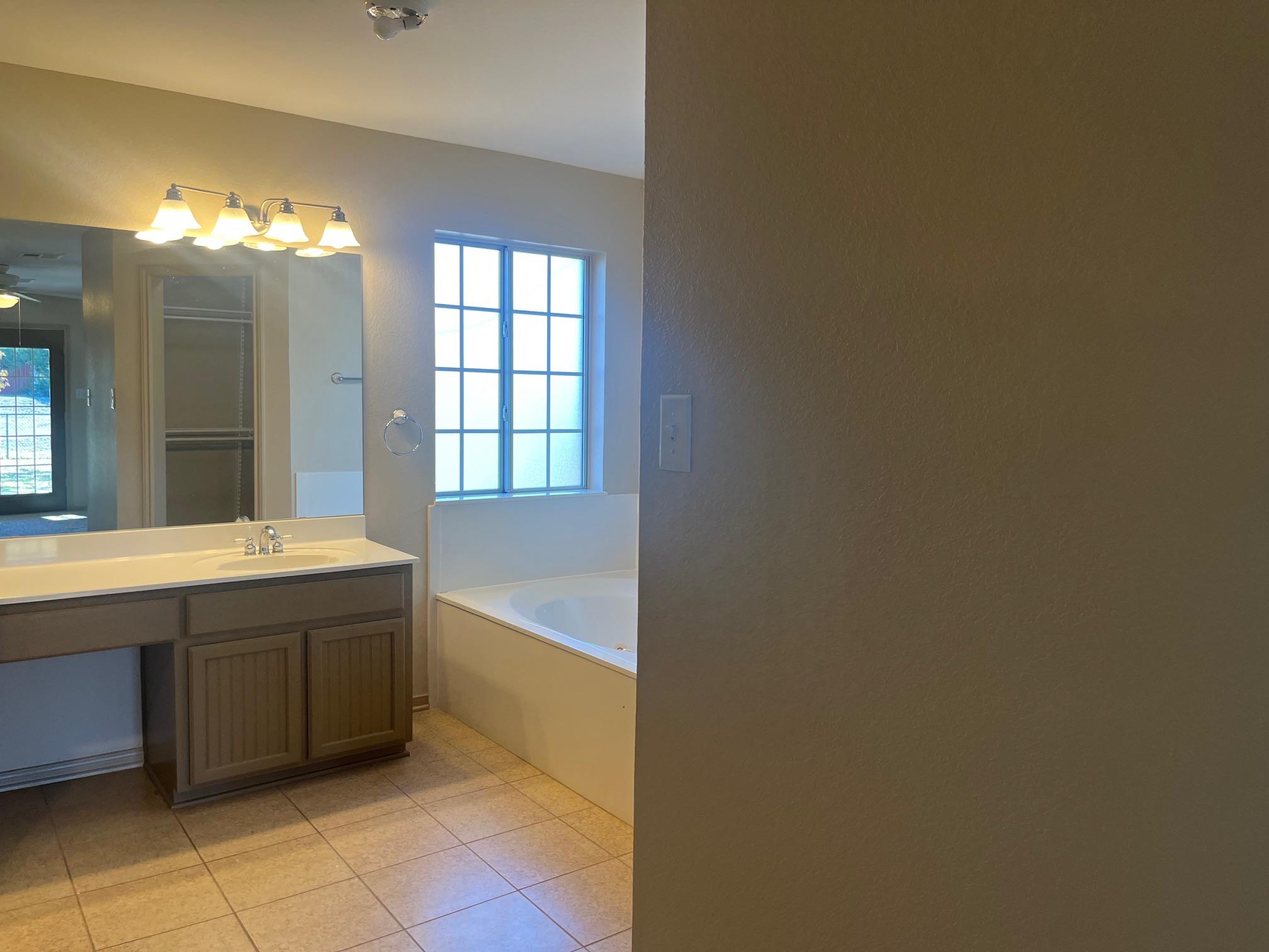 3076 County Road 1045 Rd, Lampasas, TX 76550