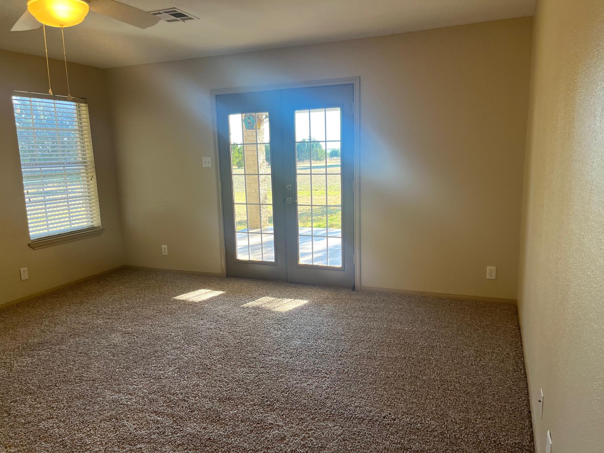 3076 County Road 1045 Rd, Lampasas, TX 76550