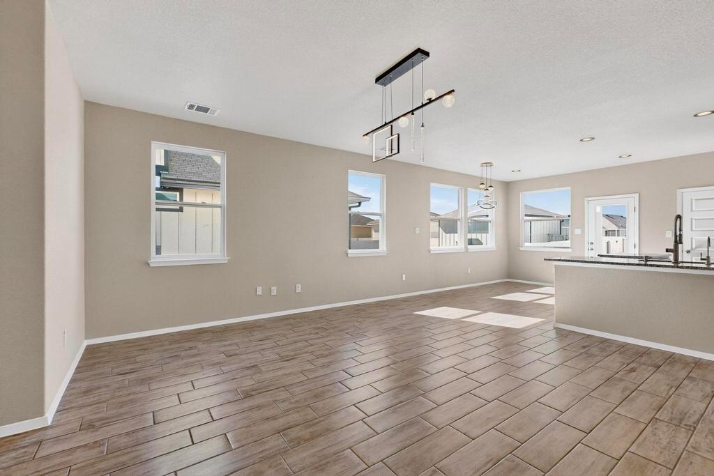 189 Fabion St, Kyle, TX 78640