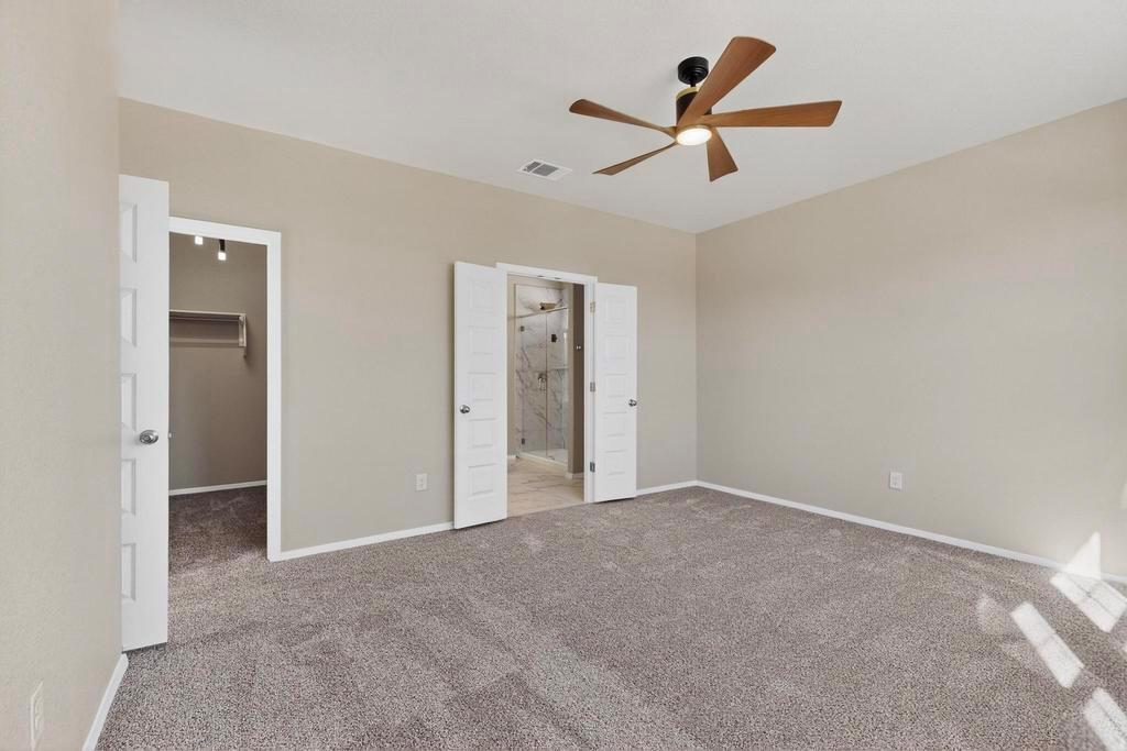 189 Fabion St, Kyle, TX 78640