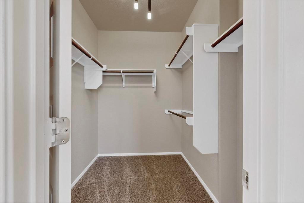 189 Fabion St, Kyle, TX 78640