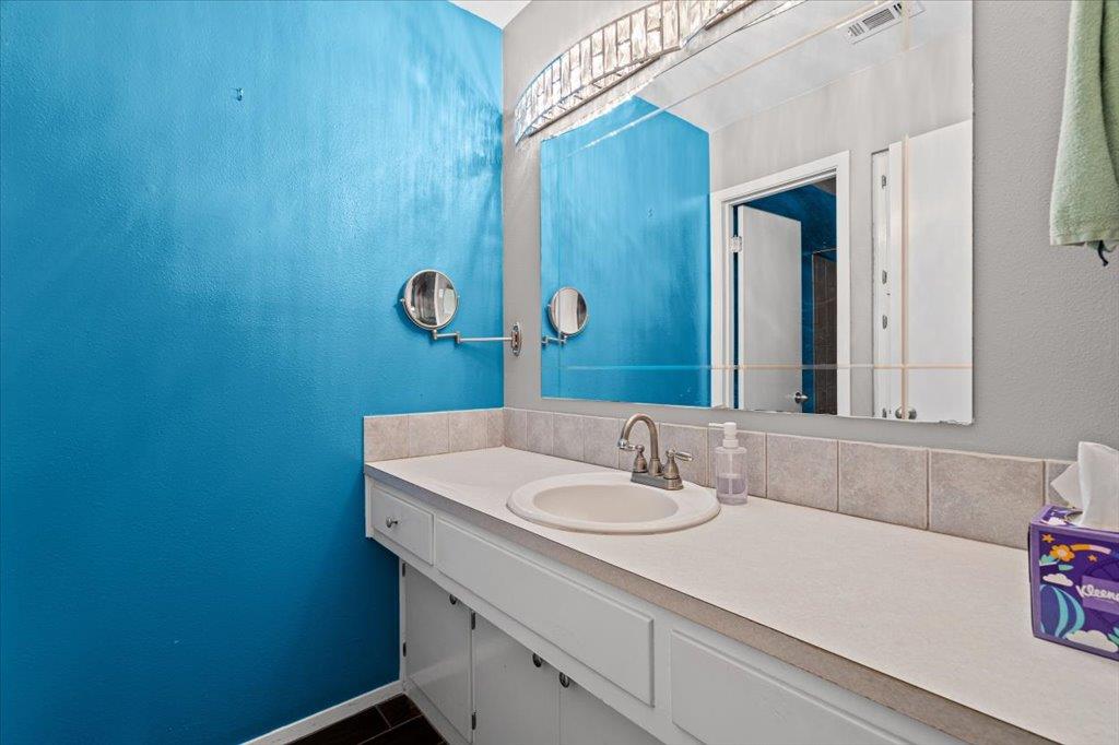 9206 Quail Field Dr, Austin, TX 78758