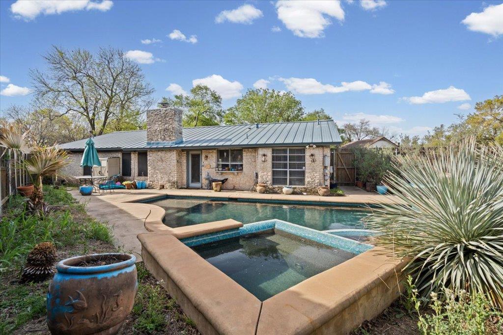 9206 Quail Field Dr, Austin, TX 78758